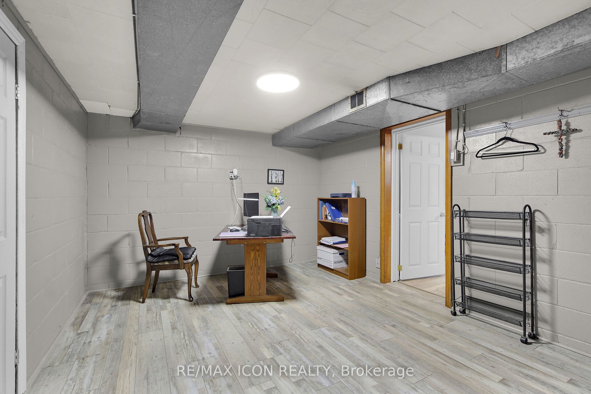 103 Brock Street E Property Photo 42