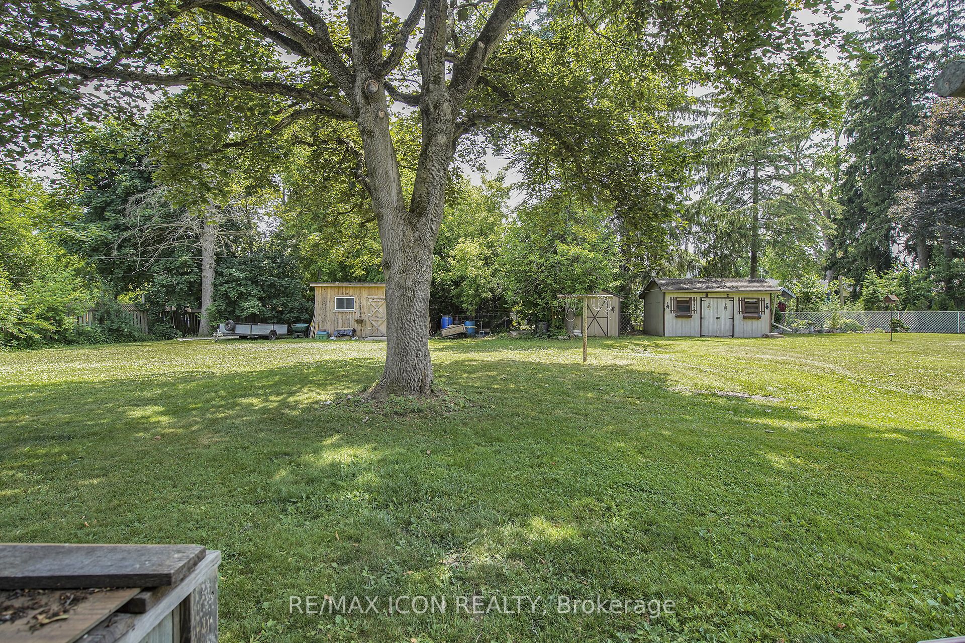 103 Brock Street E Property Photo 43
