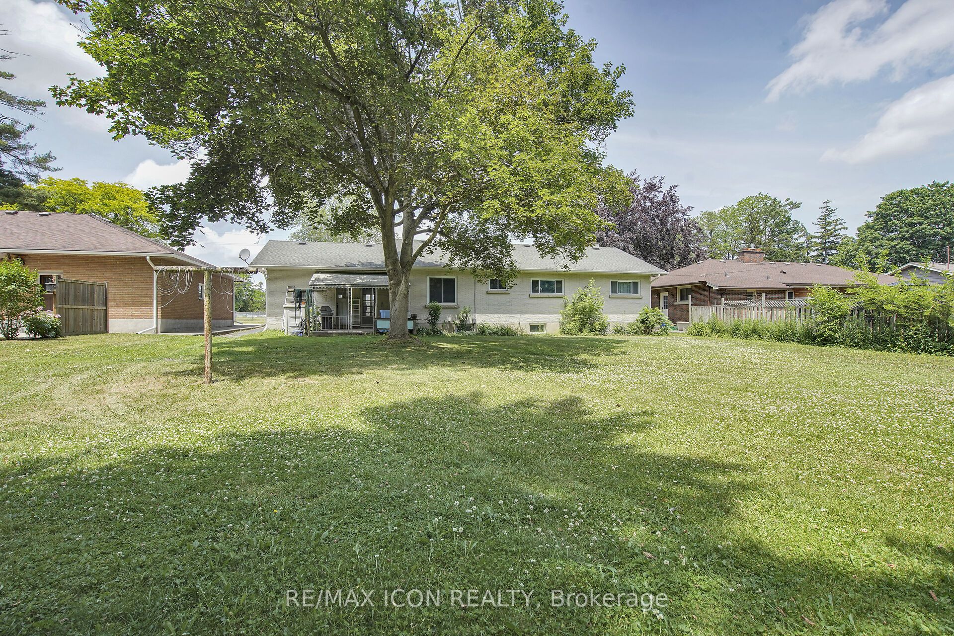 103 Brock Street E Property Photo 46