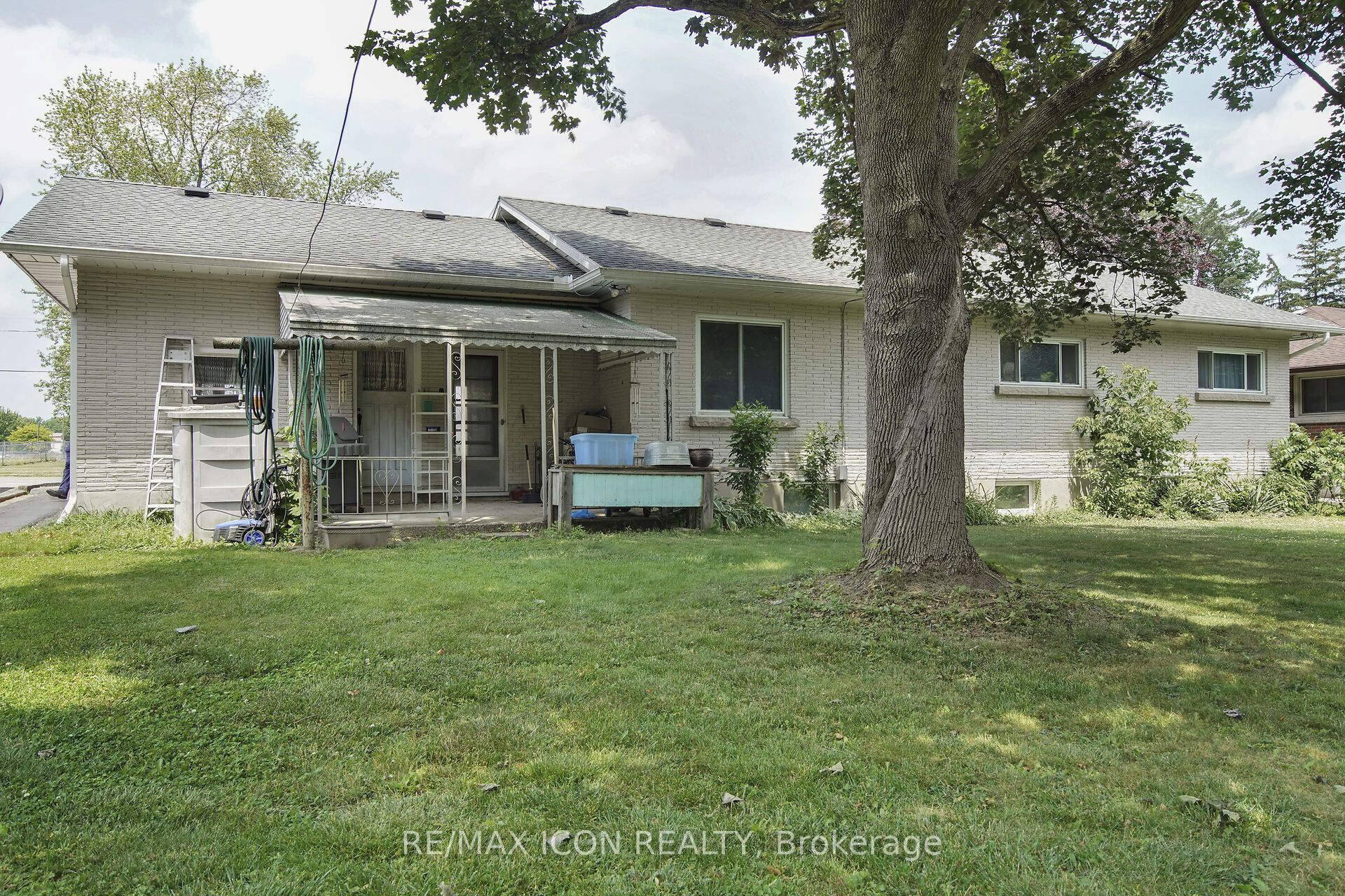 103 Brock Street E Property Photo 47