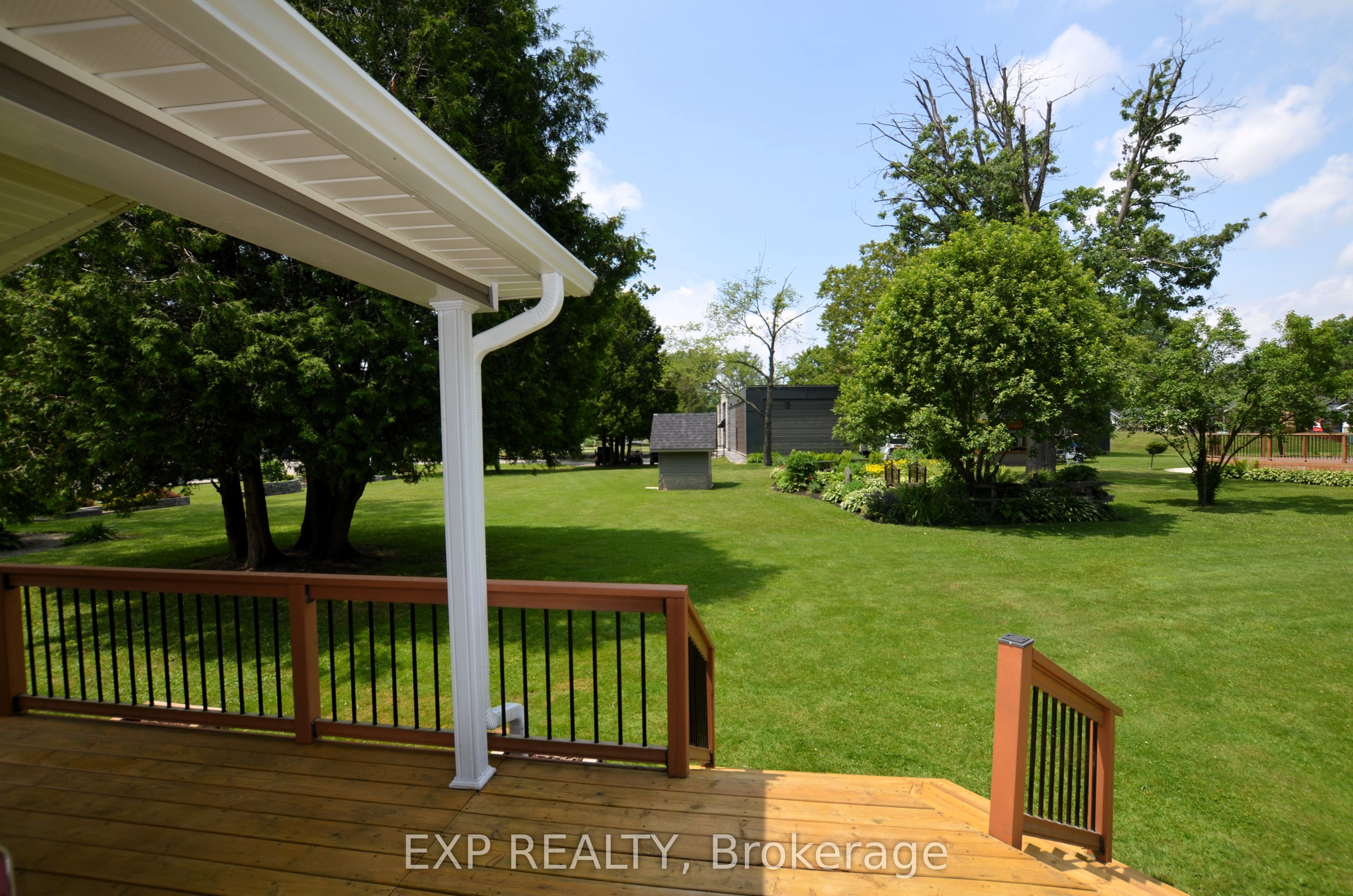 22790 Amiens Road 46 Property Photo 5