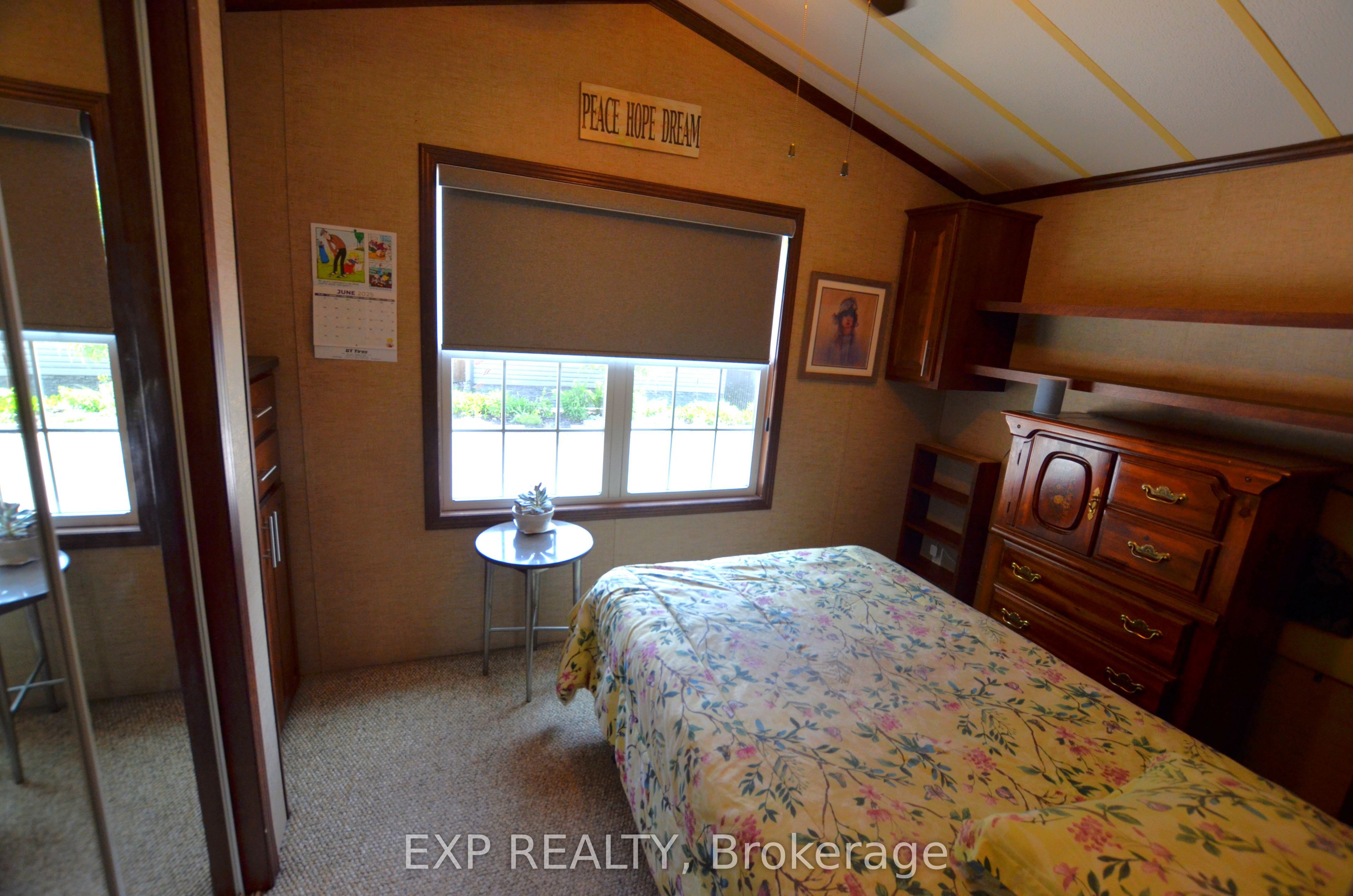 22790 Amiens Road 46 Property Photo 15