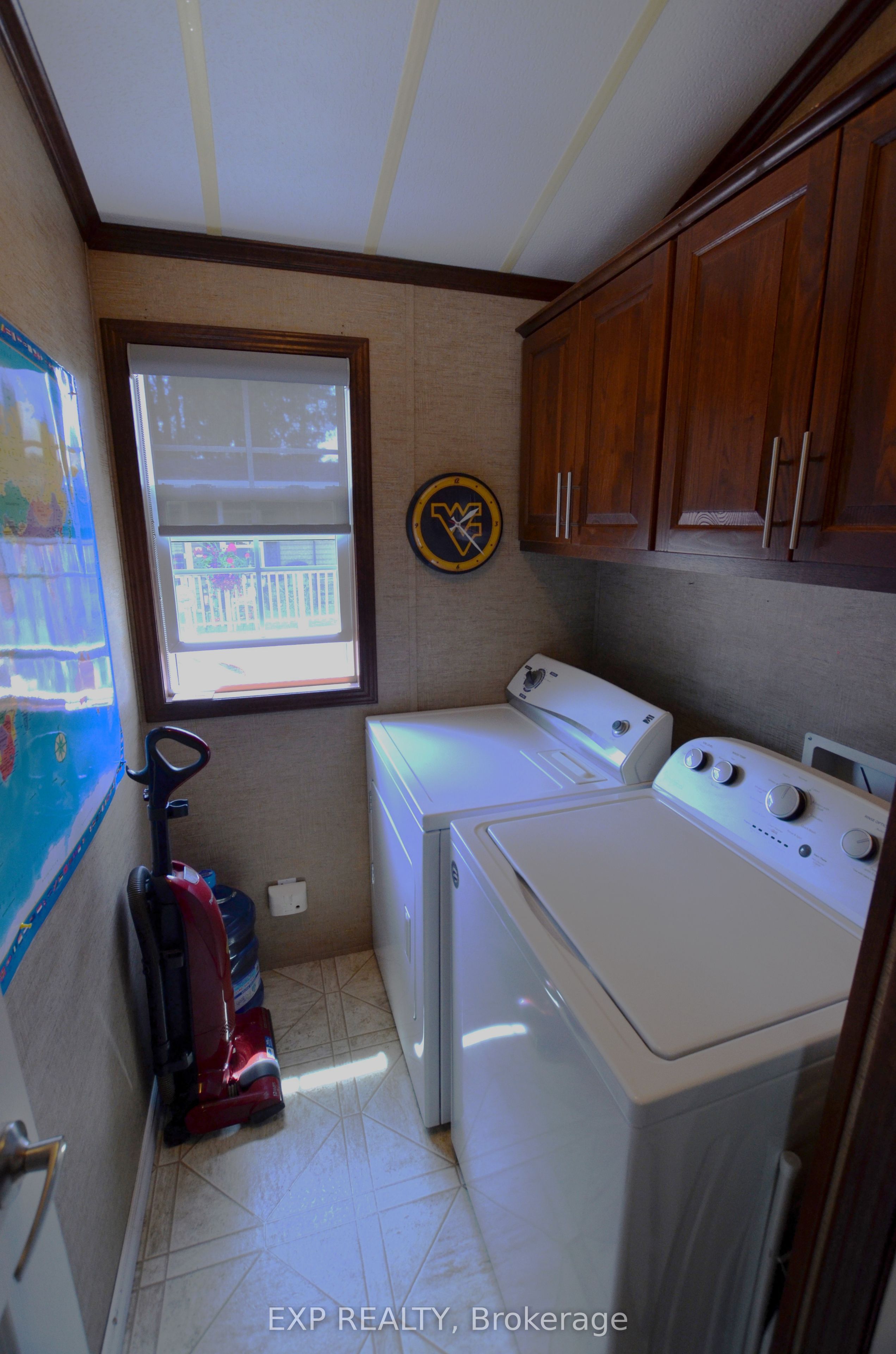 22790 Amiens Road 46 Property Photo 16