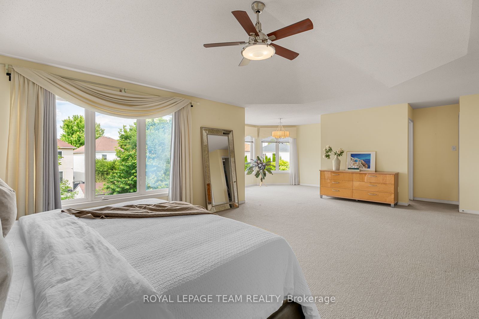 33 Valencia Street Property Photo 14