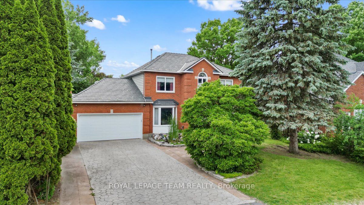 17 Stonehedge Parkway Property Photo 1