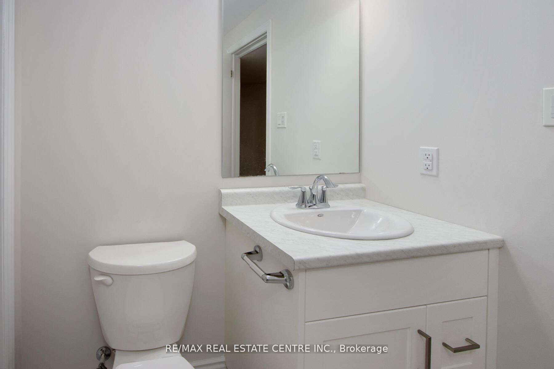 13 Sutherland Crescent Property Photo 40