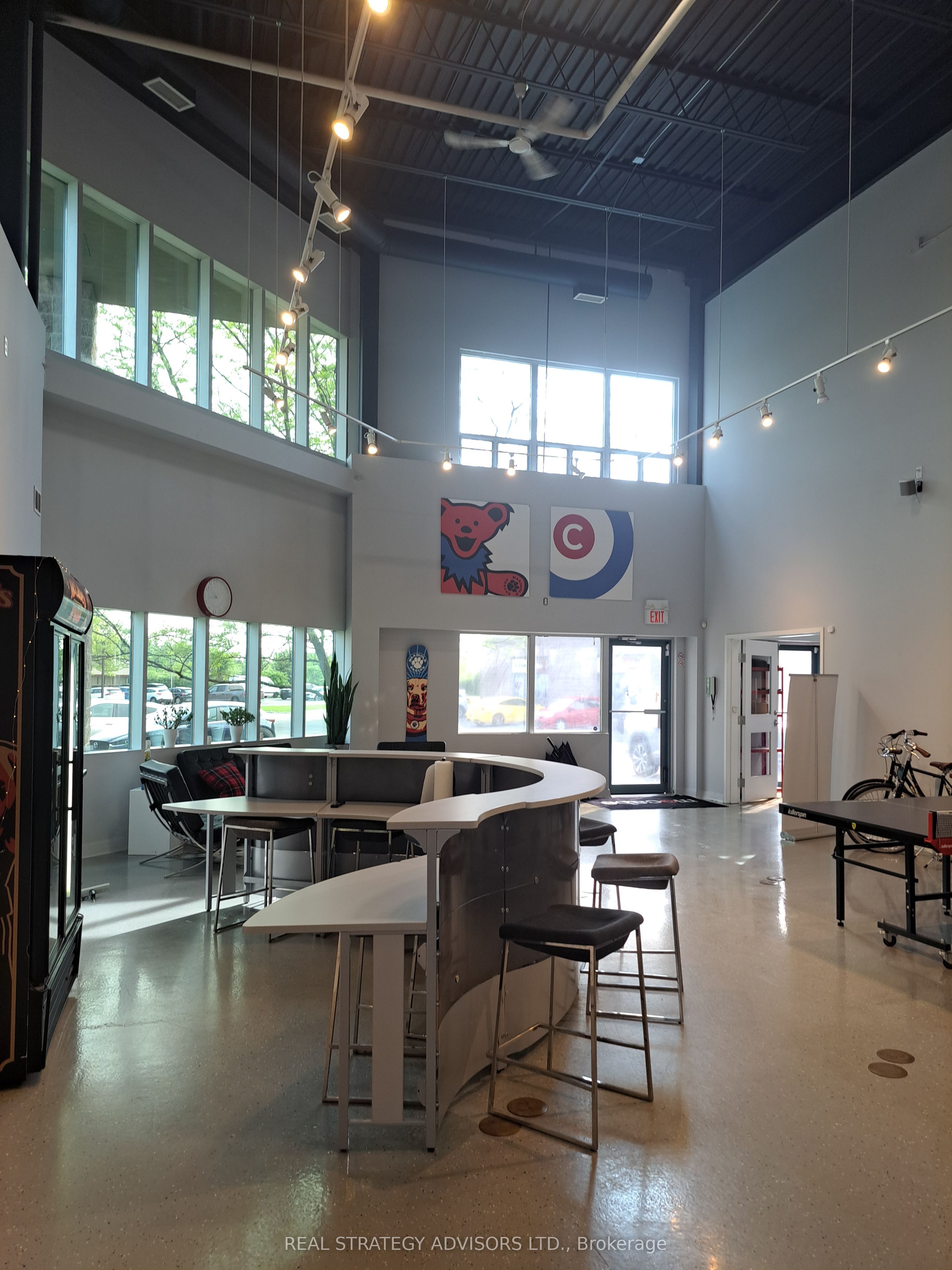 5380 Canotek Road Unit 1 Property Photo 6