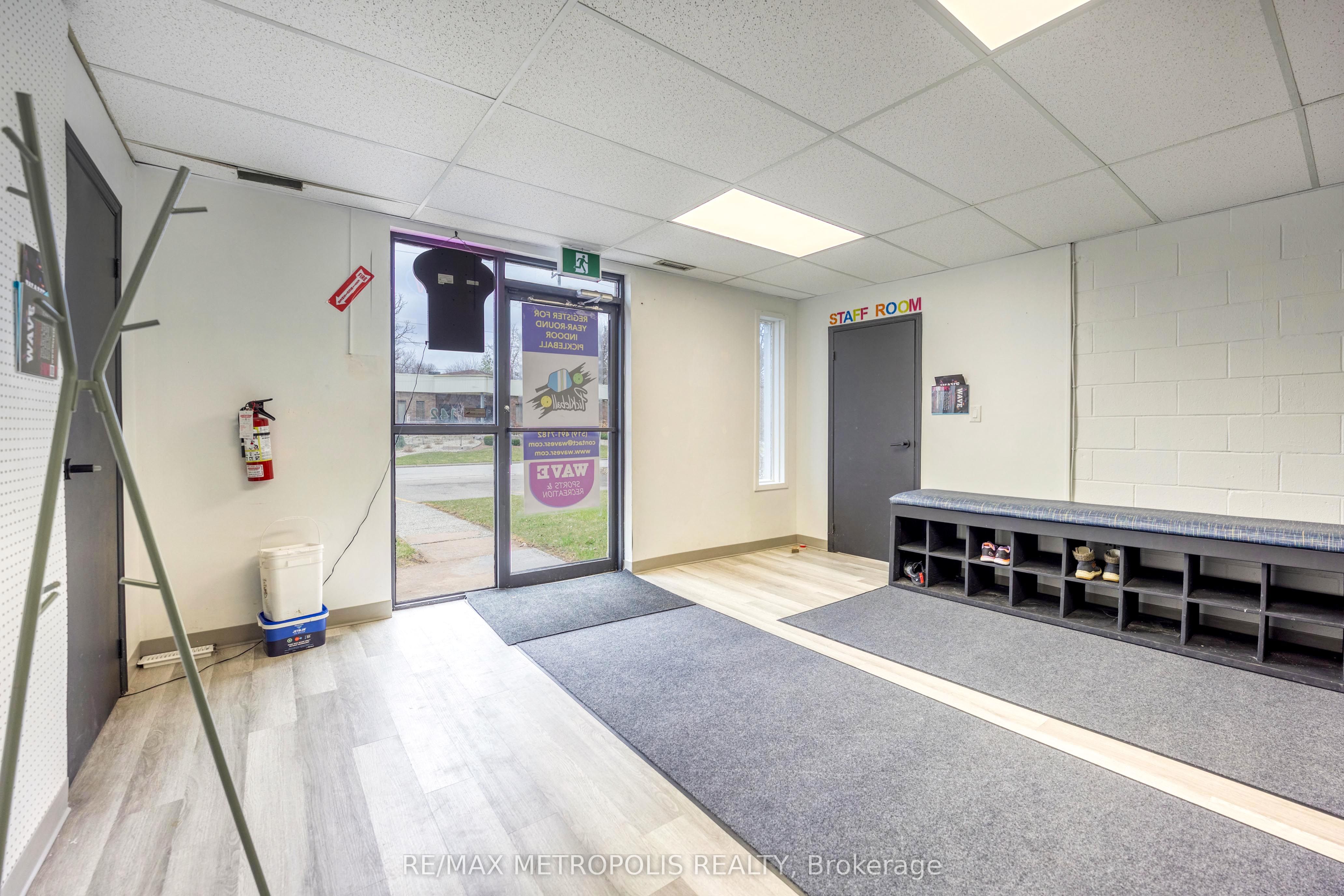 142 Kendall Street Property Photo 3