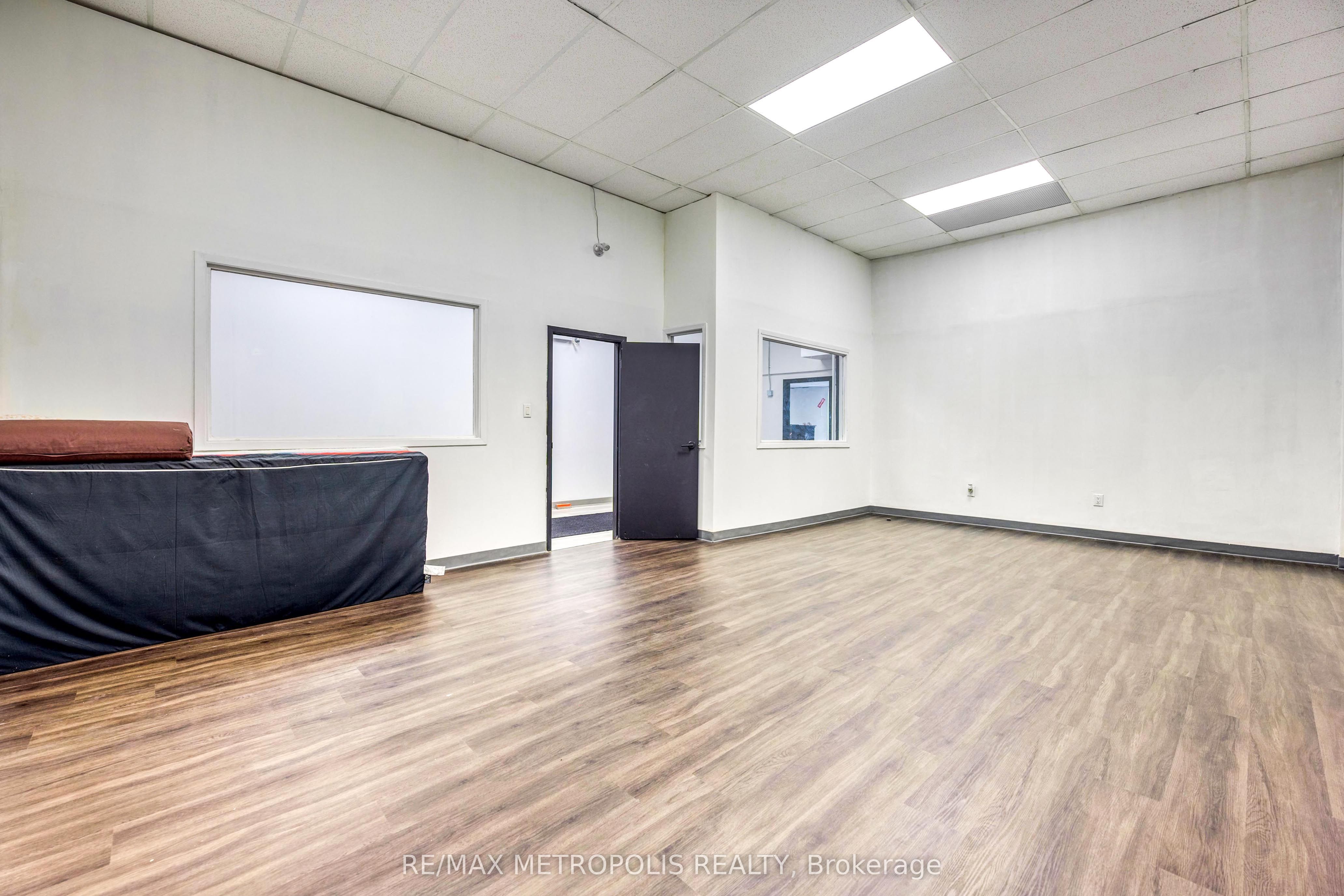 142 Kendall Street Property Photo 9