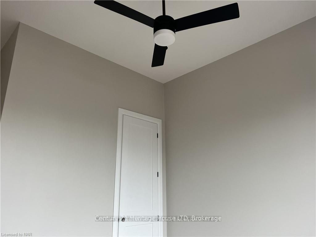 43 Jarvis Street 202 Property Photo 8