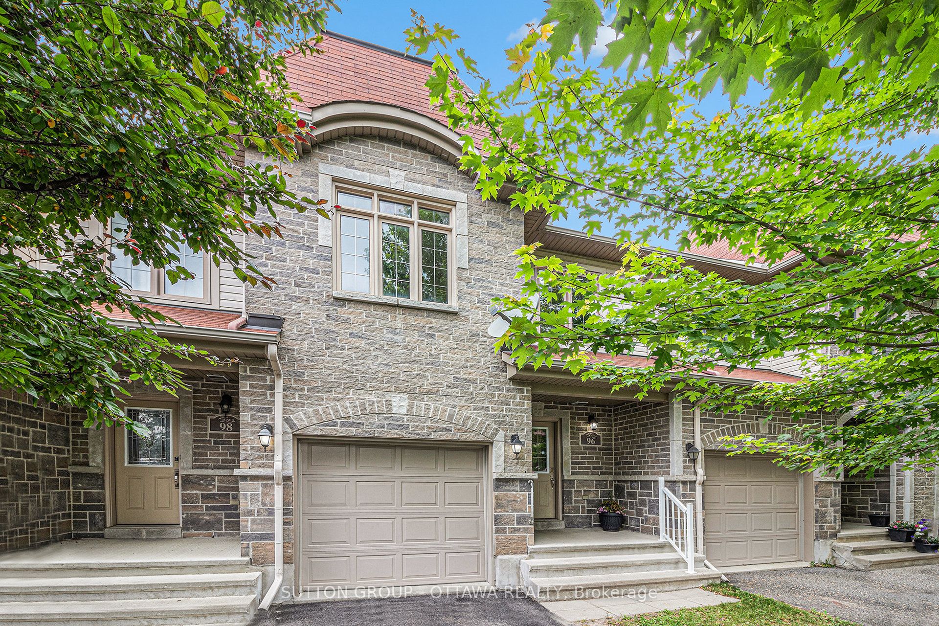 96 Asselin Street Property Photo 1