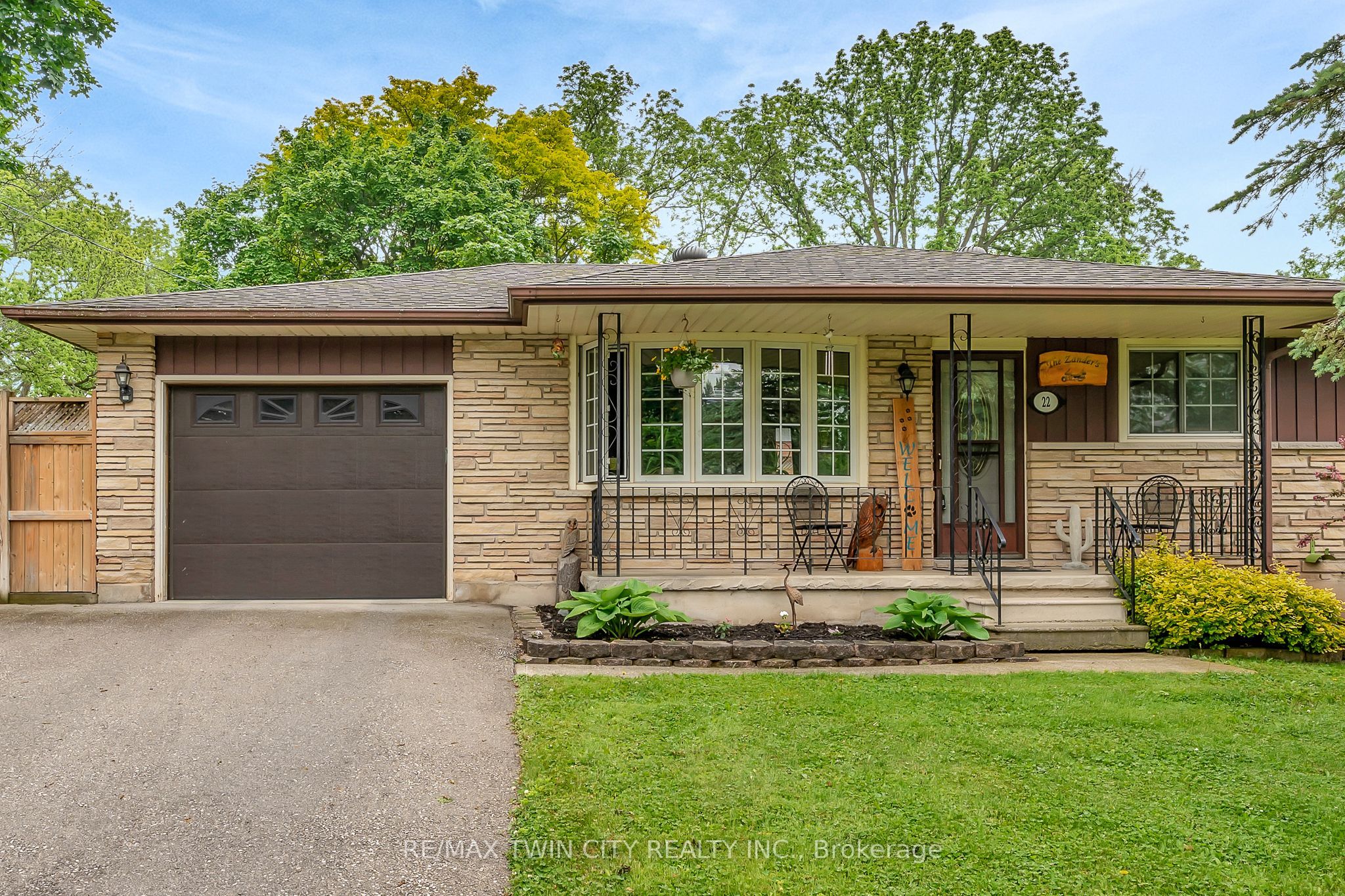 22 Victoria Street Property Photo 1