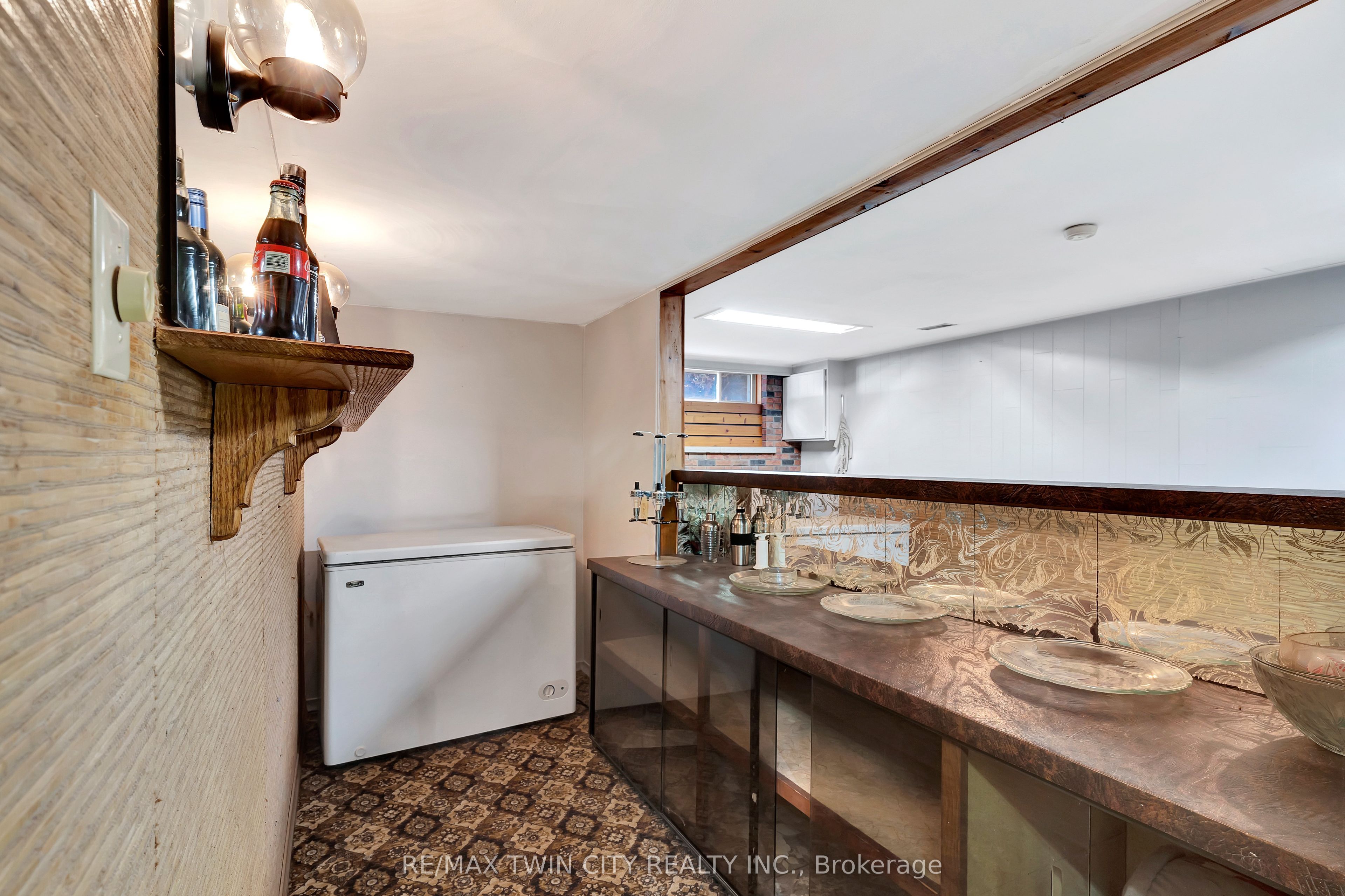 22 Victoria Street Property Photo 13