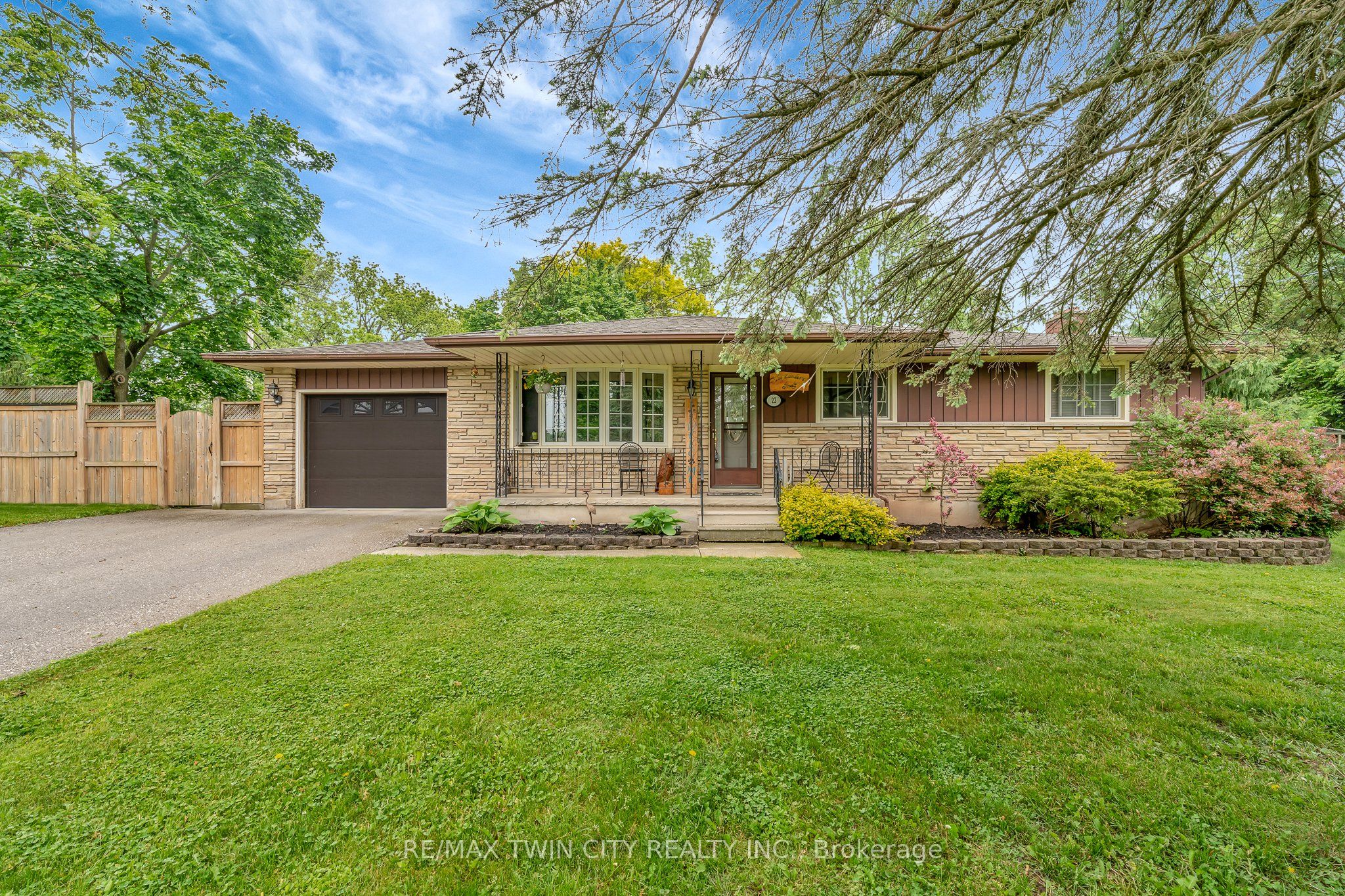 22 Victoria Street Property Photo 24