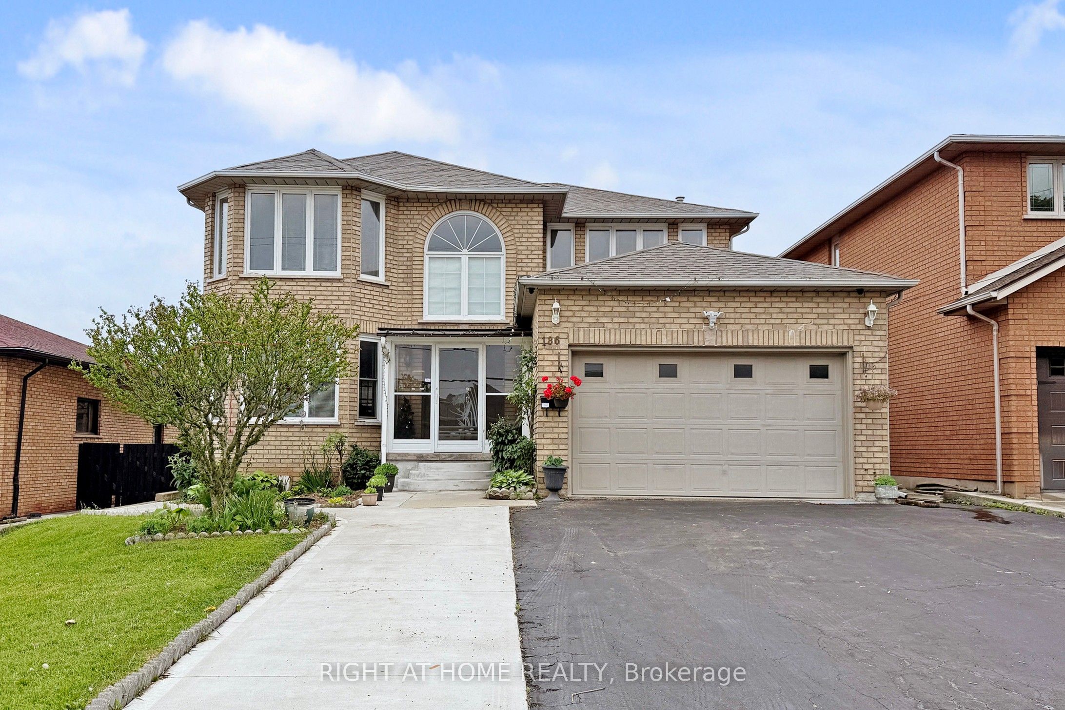 186 Green Road Property Photo 1