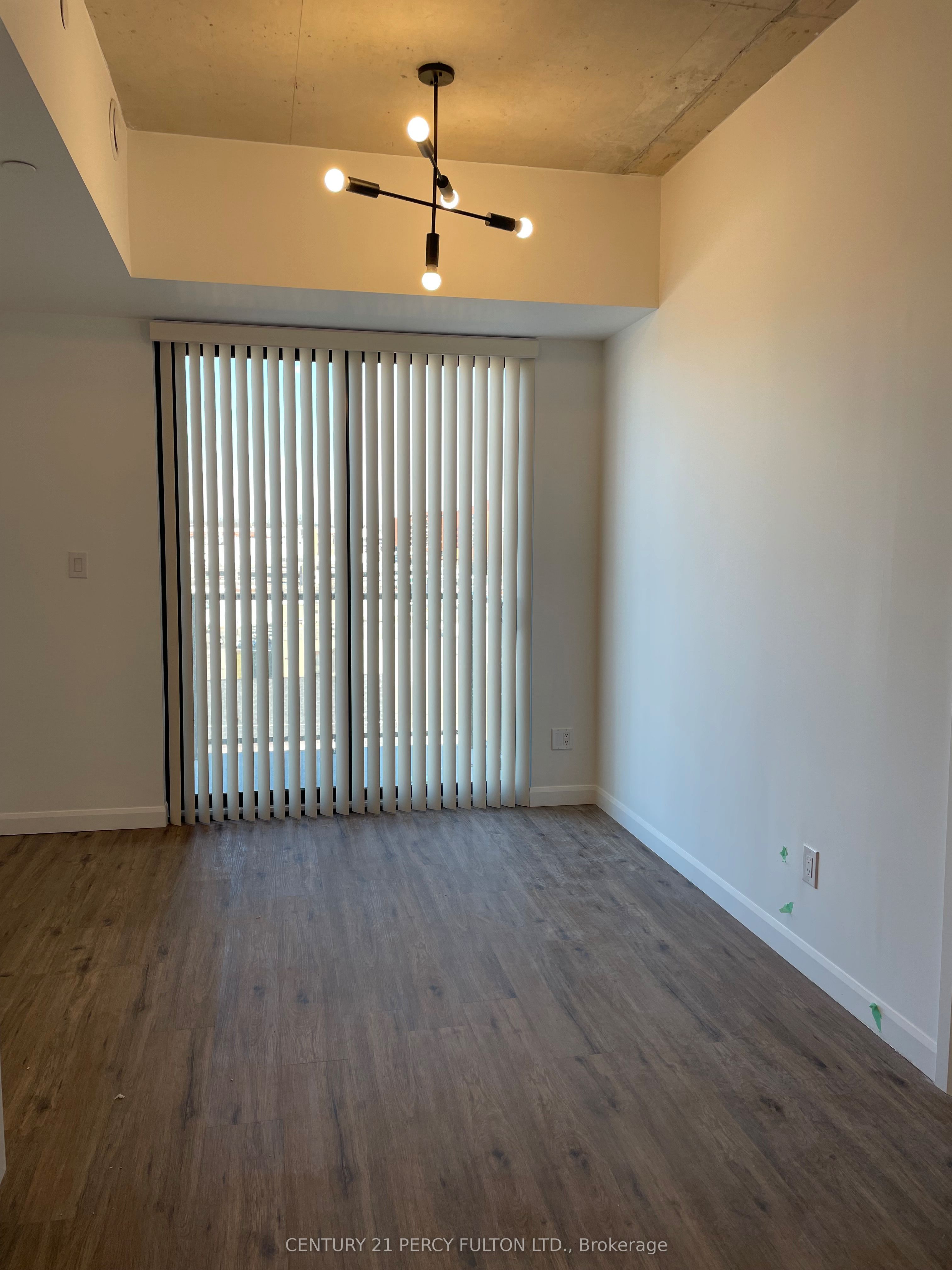 7 Erie Avenue 602 Property Photo 7