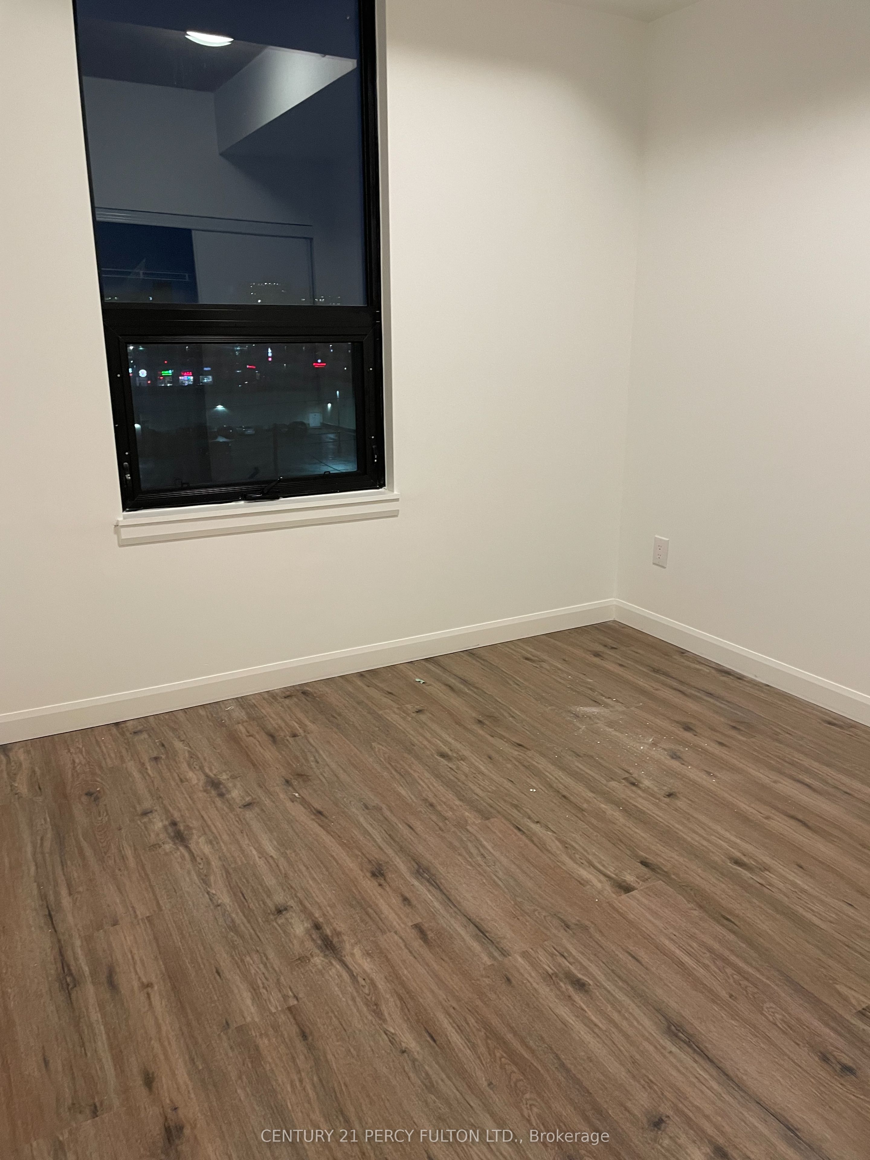 7 Erie Avenue 602 Property Photo 9