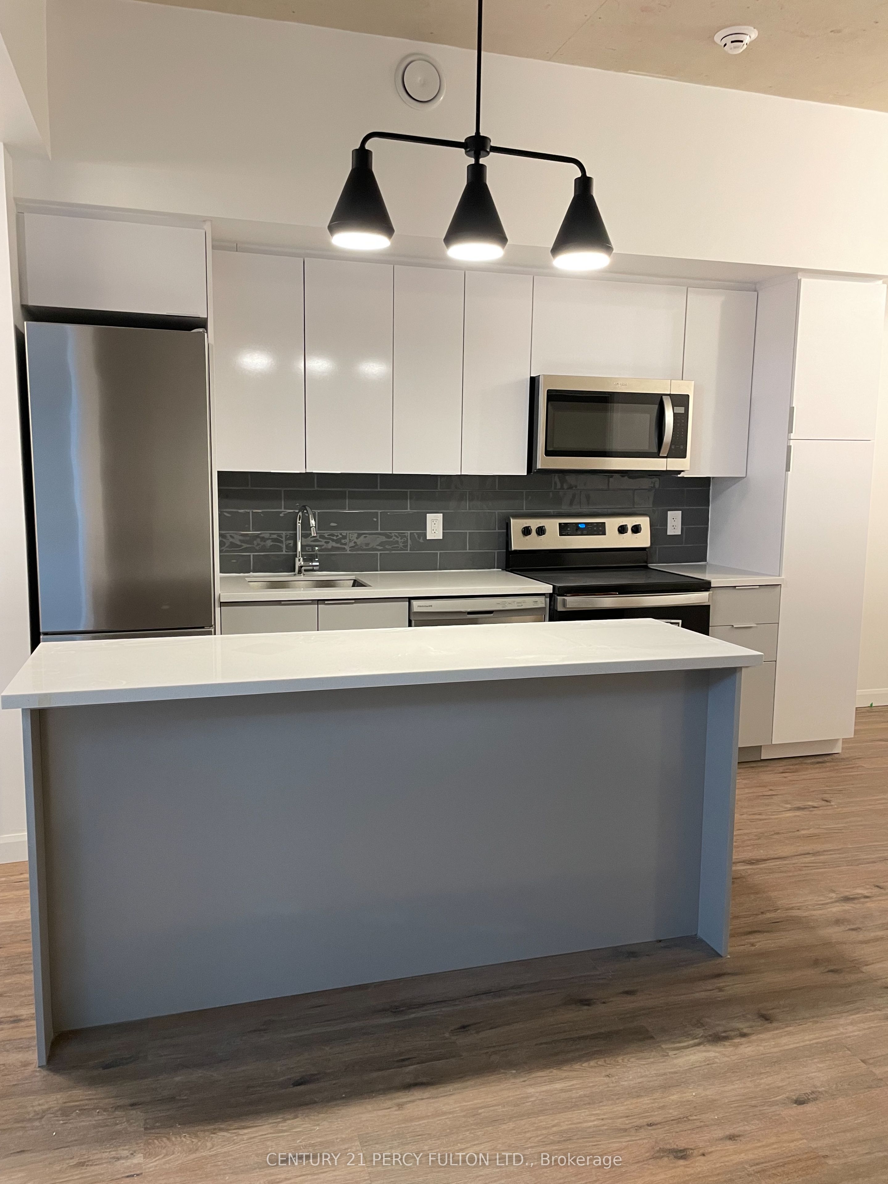 7 Erie Avenue 602 Property Photo 11