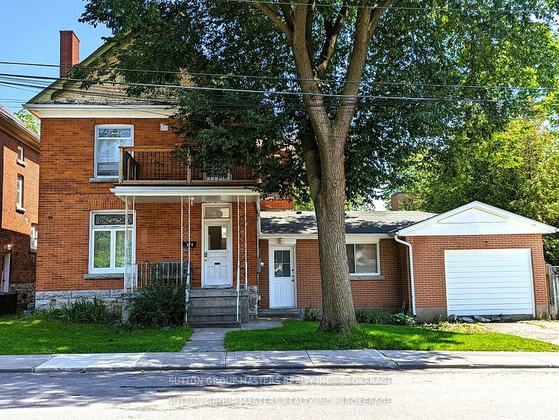 279 Frontenac St Property Photo 1
