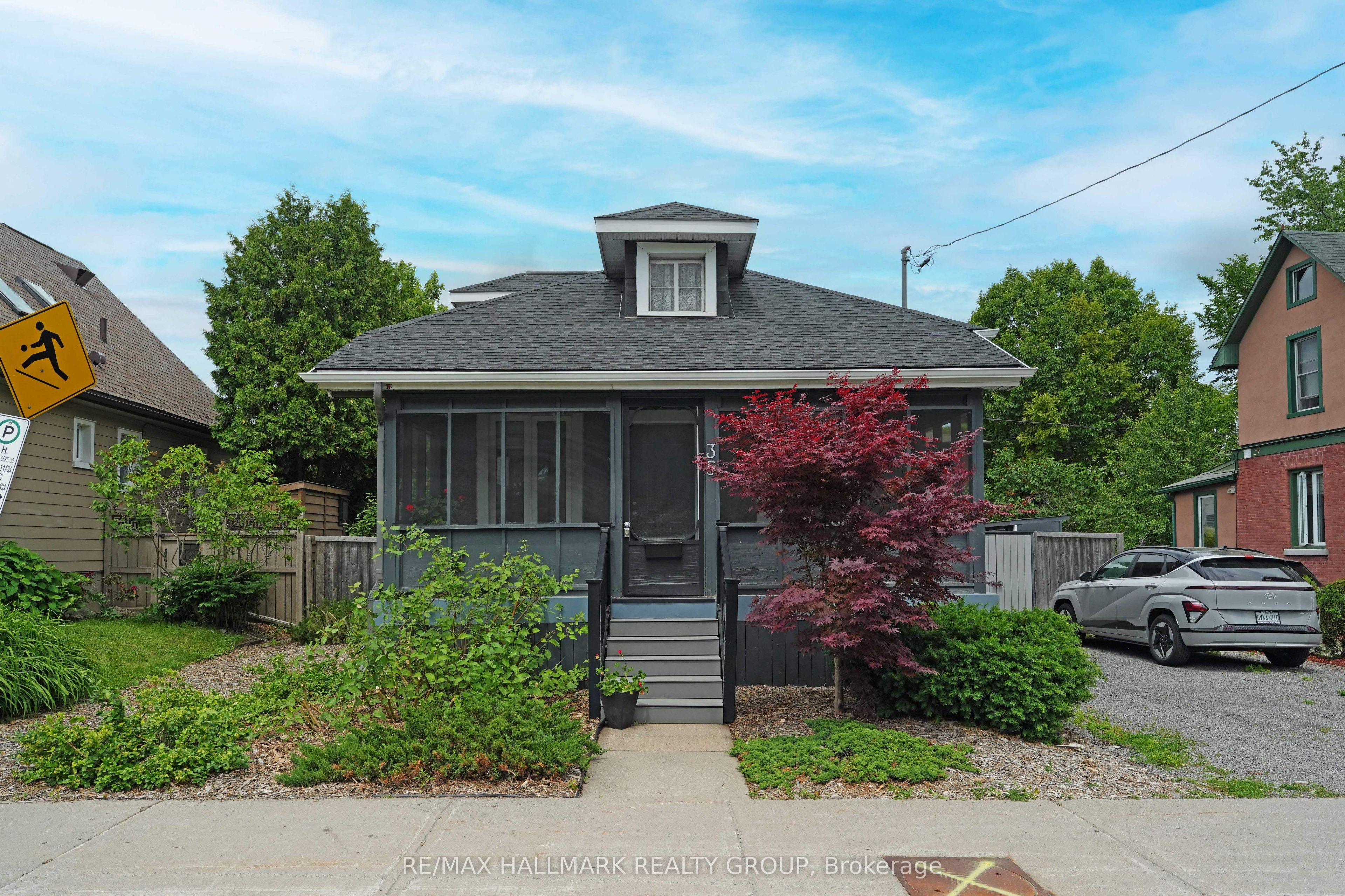35 Queen Mary Street Property Photo 1