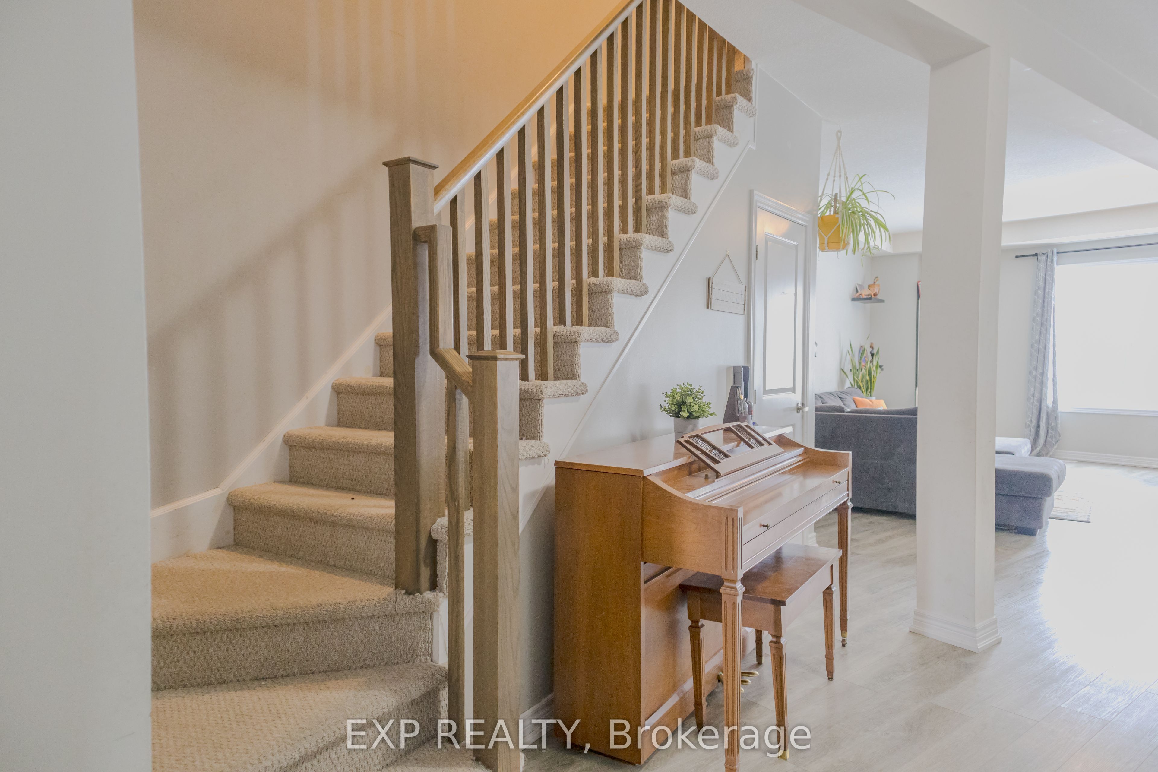 77 Diana Ave Avenue 67 Property Photo 7