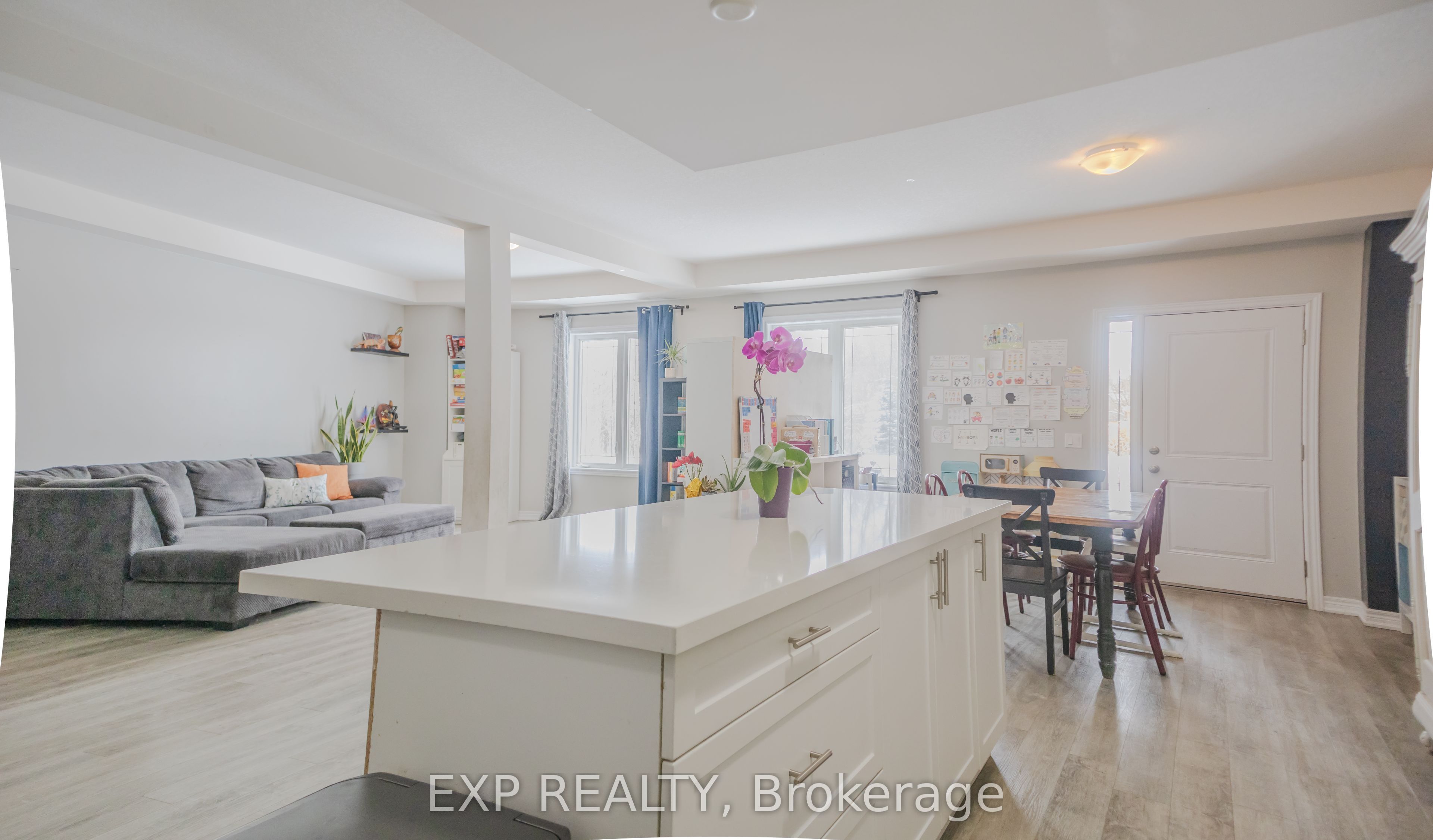 77 Diana Ave Avenue 67 Property Photo 19