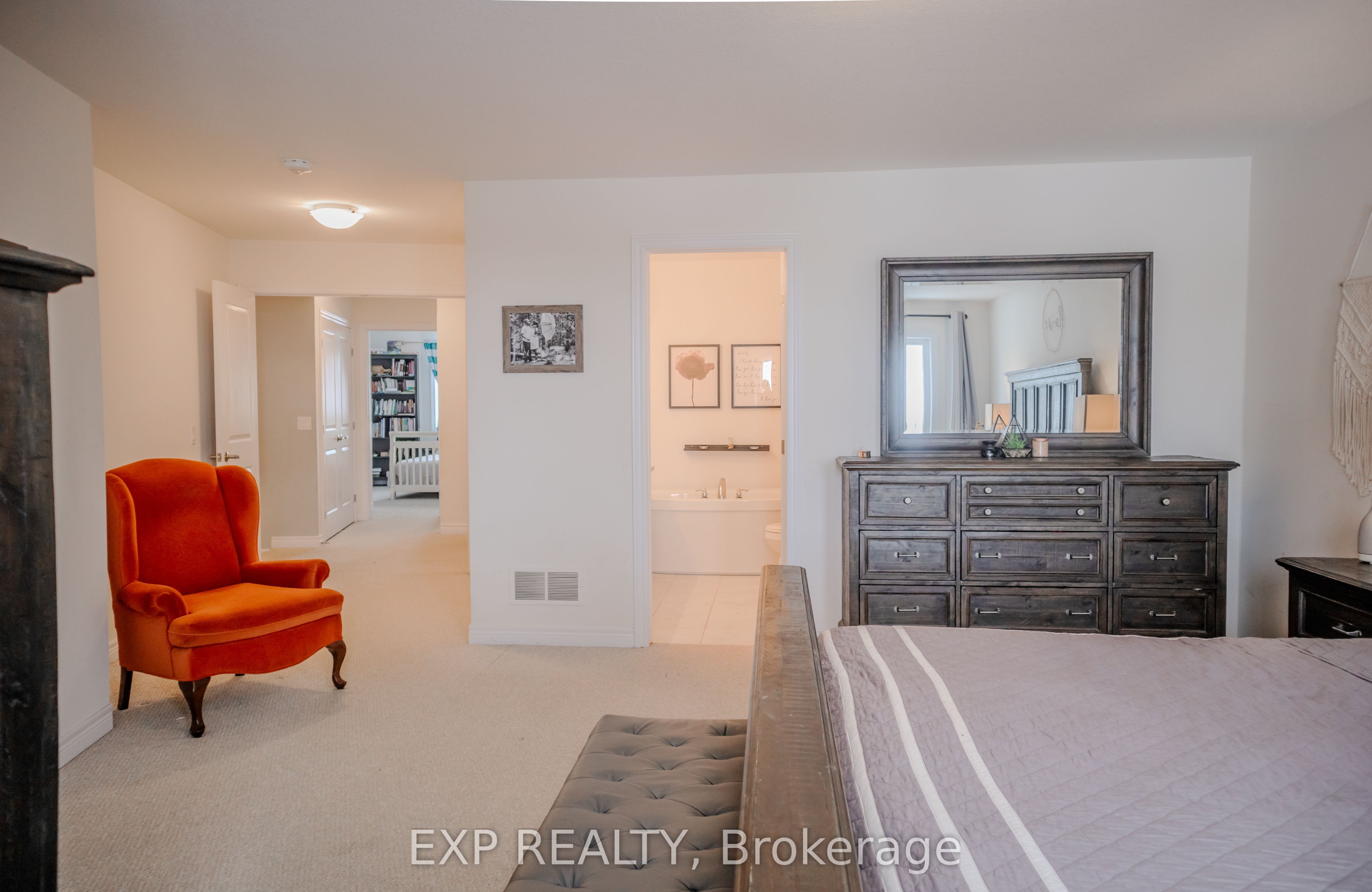 77 Diana Ave Avenue 67 Property Photo 27