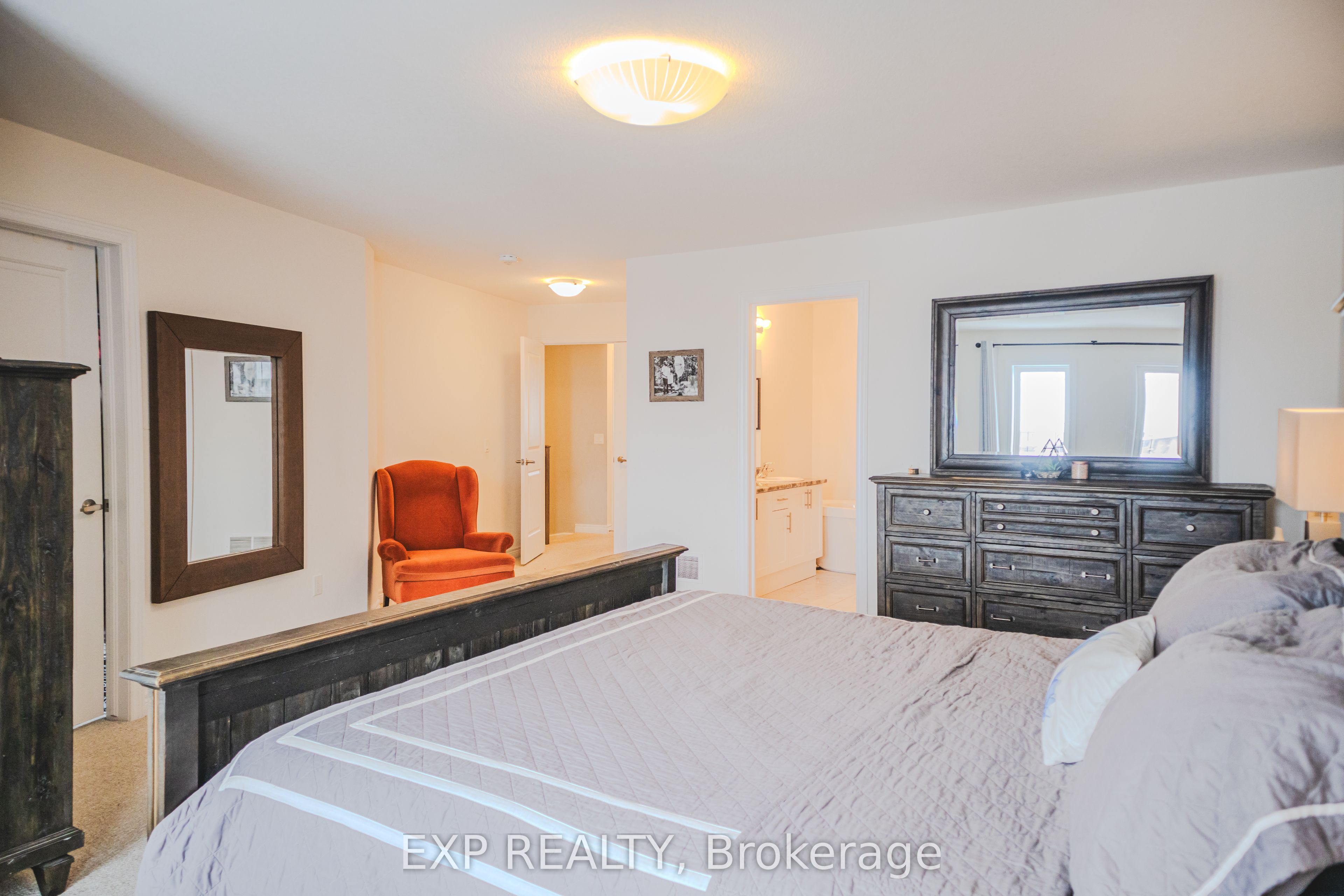 77 Diana Ave Avenue 67 Property Photo 31