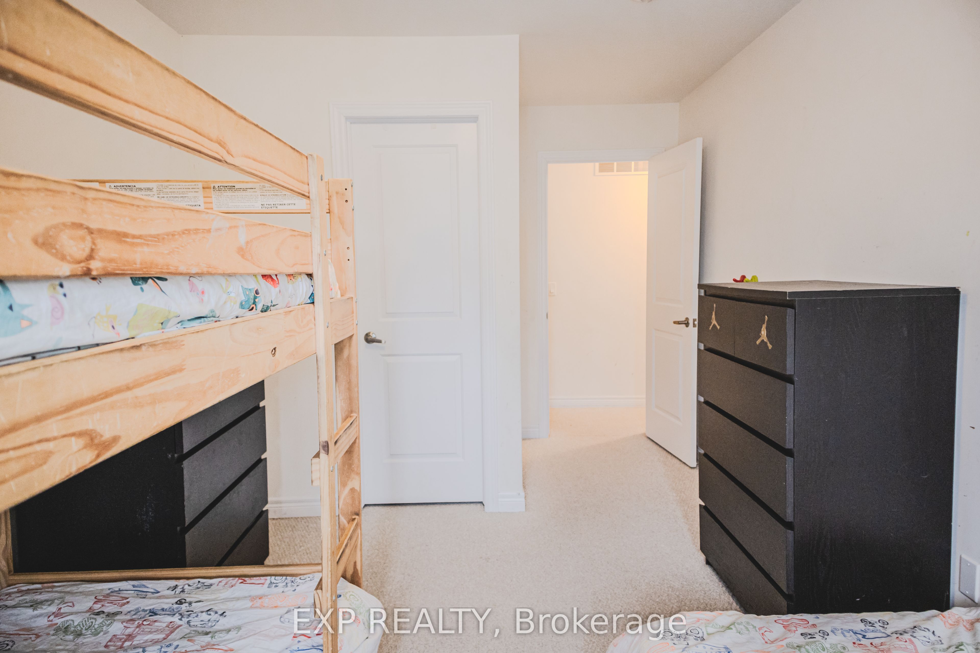 77 Diana Ave Avenue 67 Property Photo 38