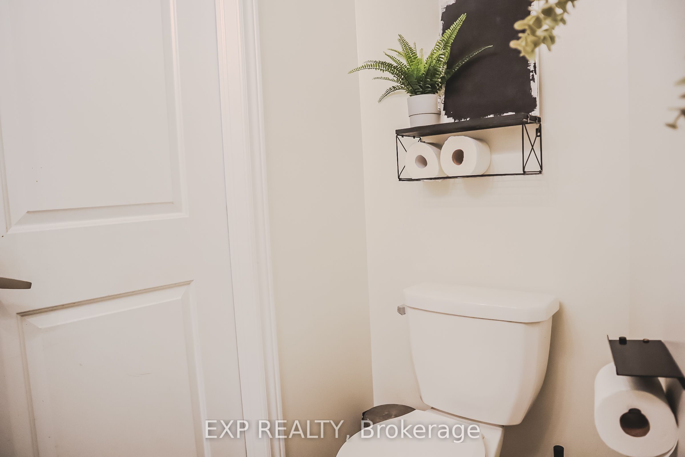 77 Diana Ave Avenue 67 Property Photo 44