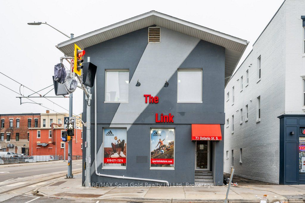 77 Ontario Street S Property Photo 2