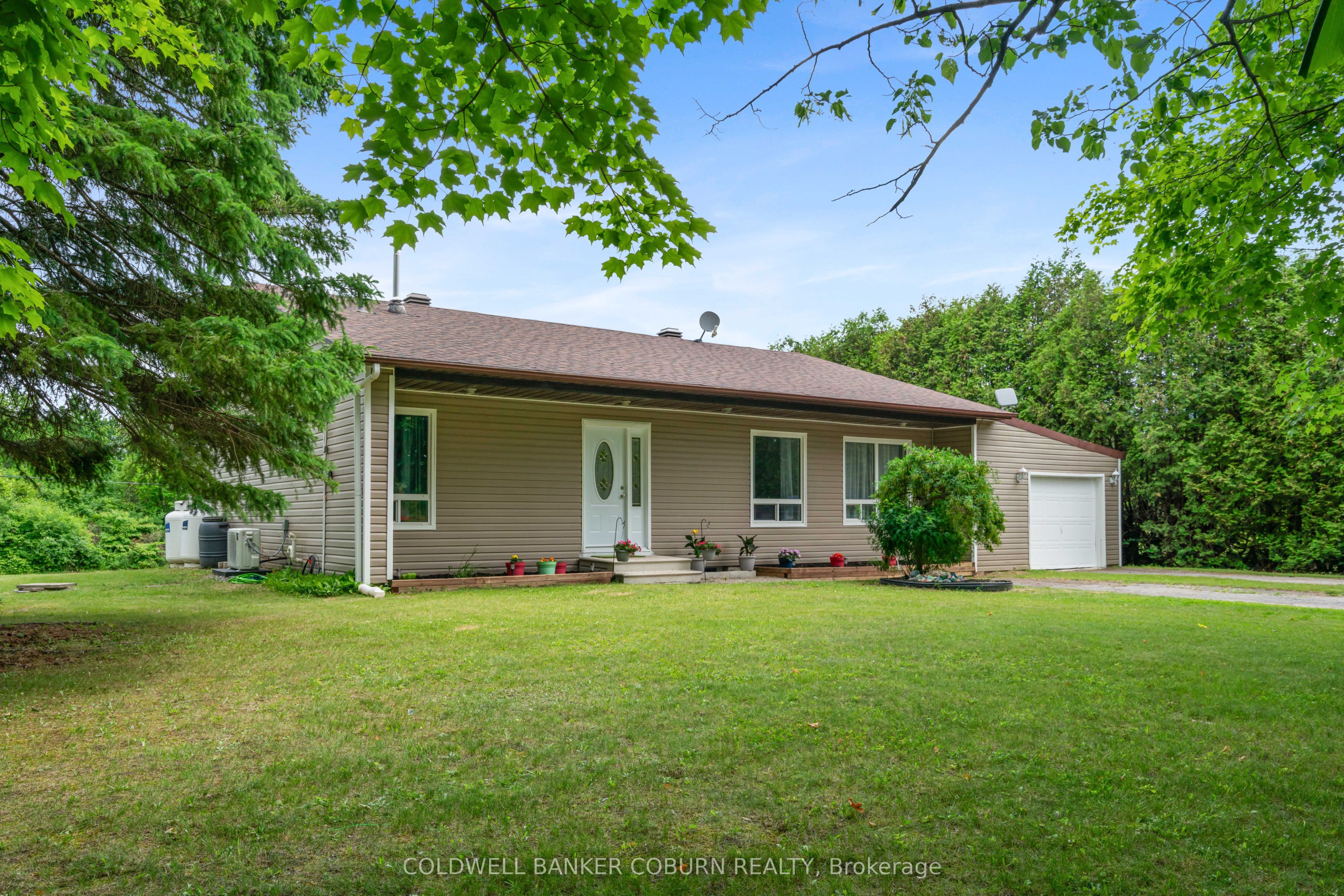 852 County Road 44 Road Property Photo 1