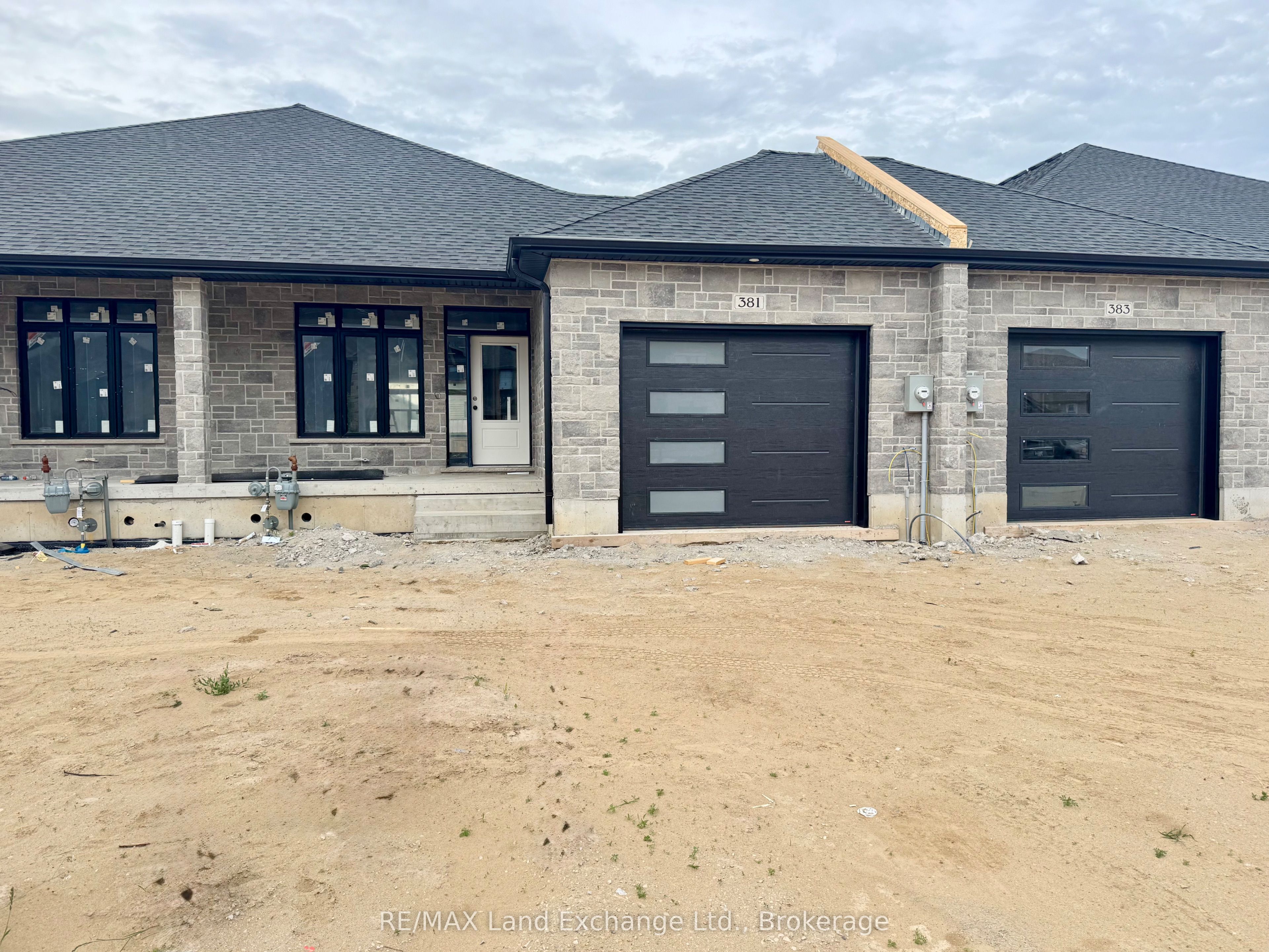 381 Rosner Drive Property Photo 1