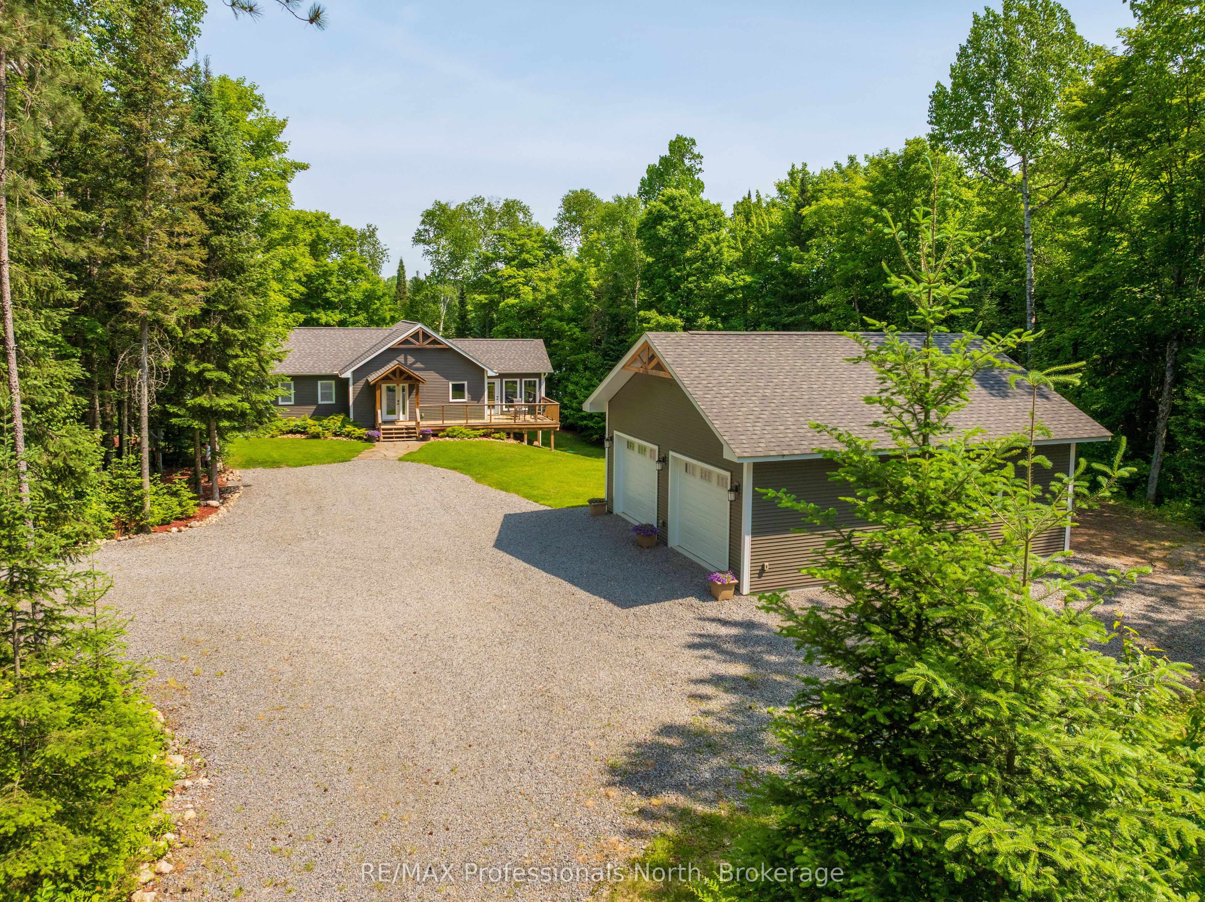 579 Rochester Lake Road Property Photo 3
