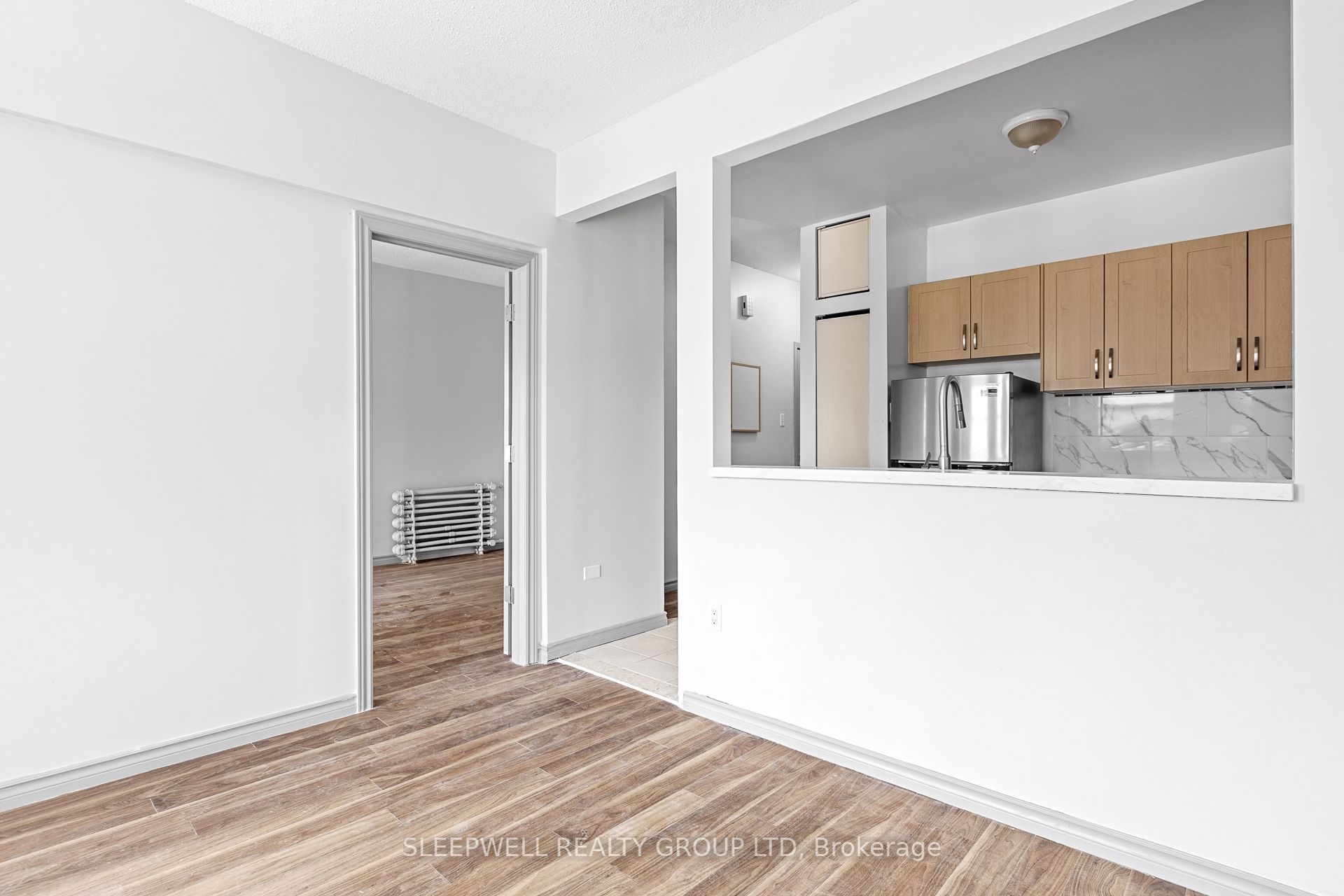 455-457 Somerset Street W Property Photo 24