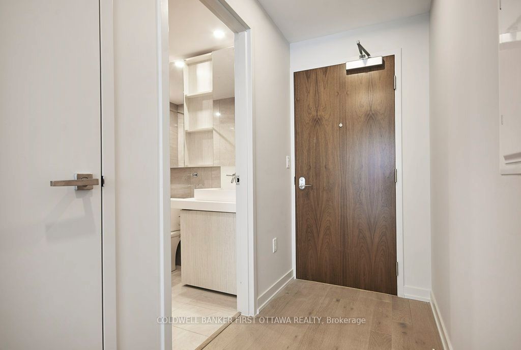 101 Queen Street 1101 Property Photo 4