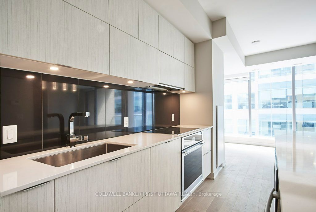 101 Queen Street 1101 Property Photo 9