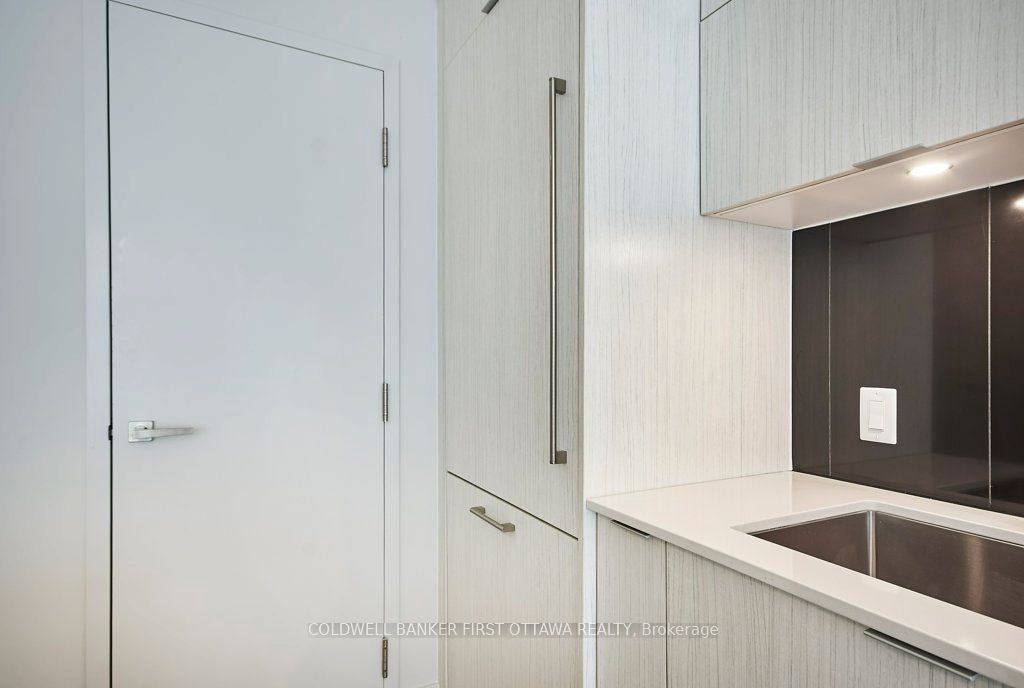 101 Queen Street 1101 Property Photo 11