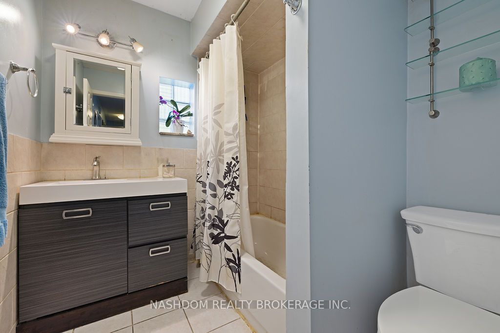 23 Fairleigh Avenue N Property Photo 20