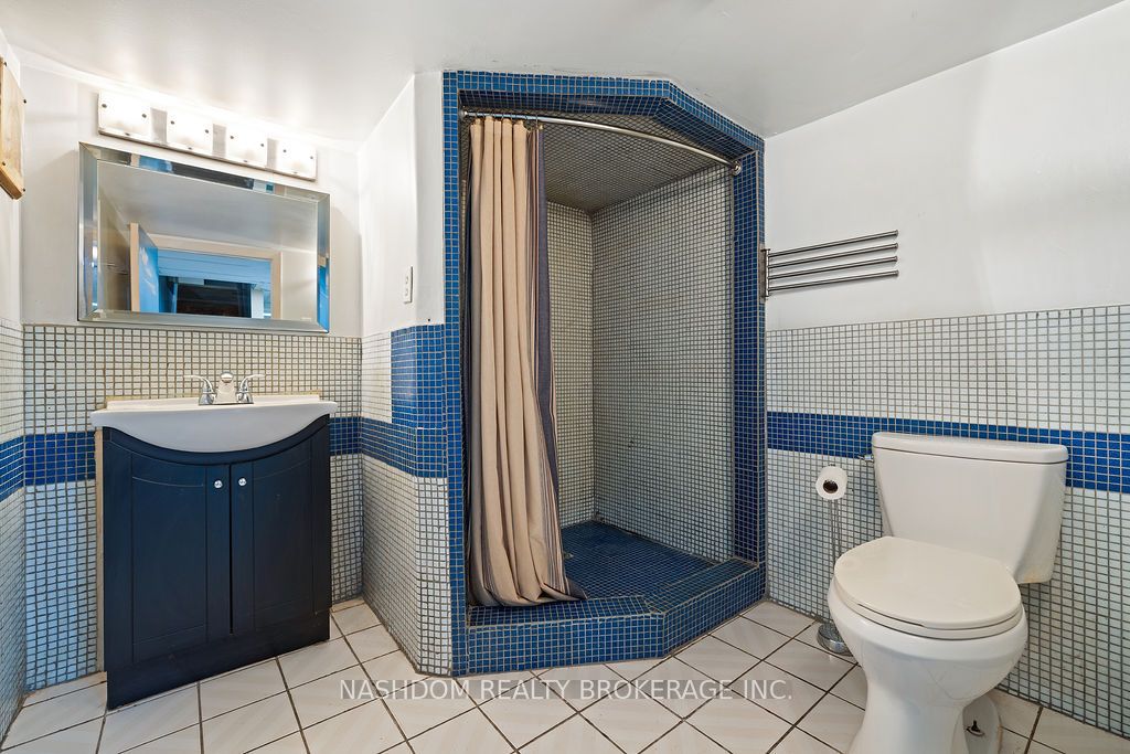 23 Fairleigh Avenue N Property Photo 29
