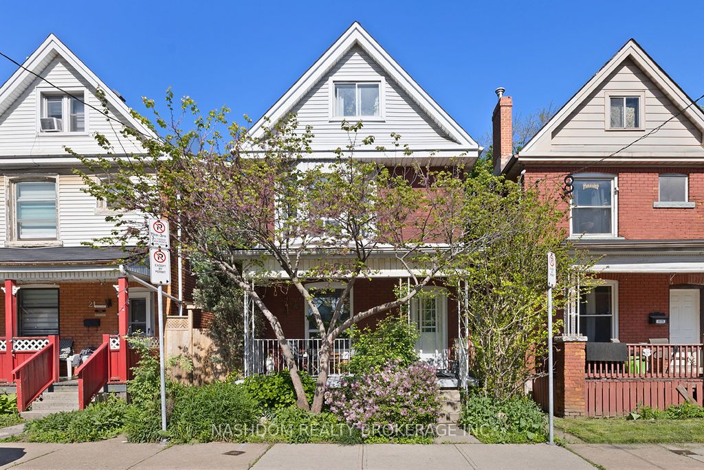 23 Fairleigh Avenue N Property Photo 40