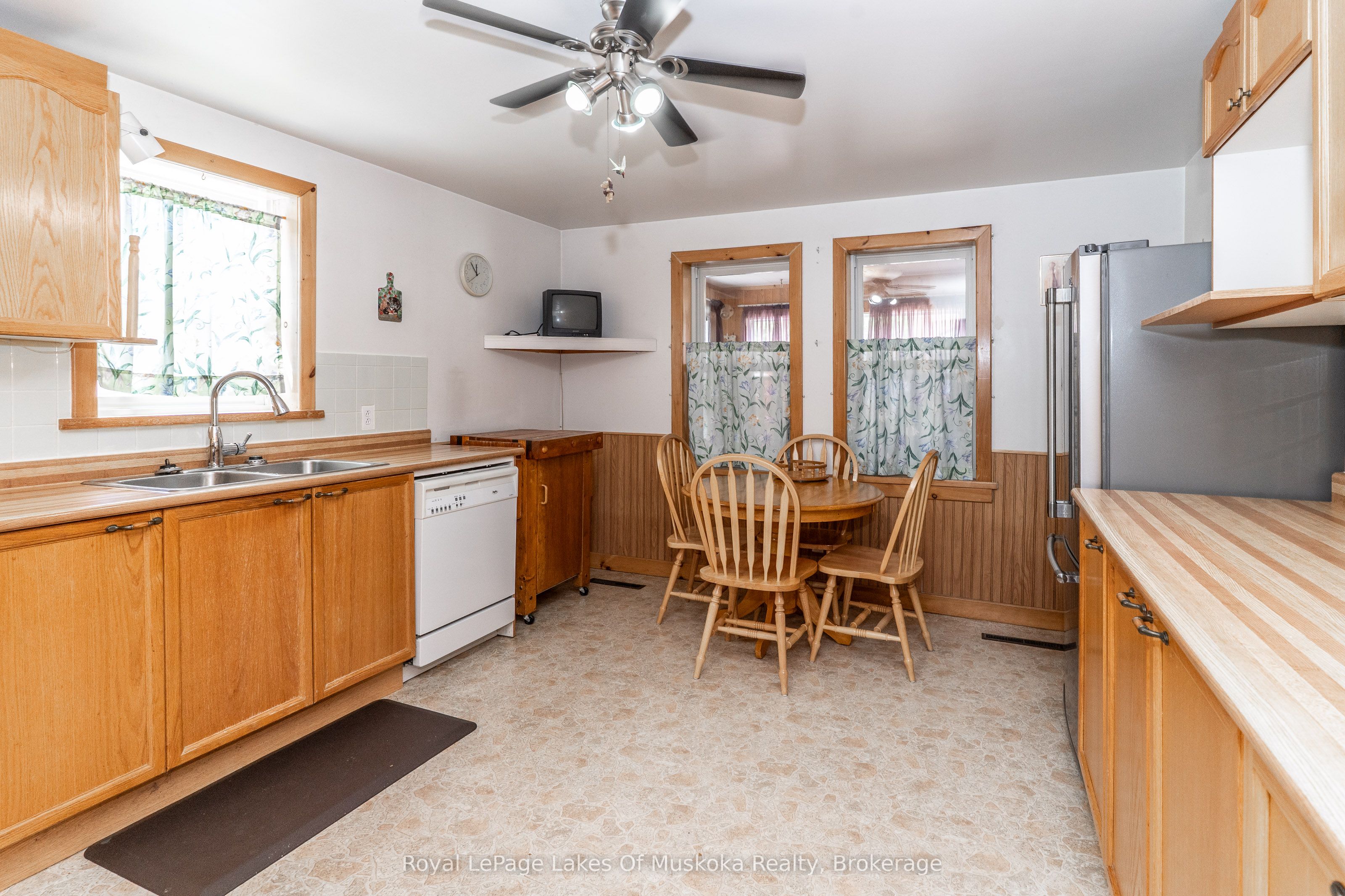156 Dill Street Property Photo 10