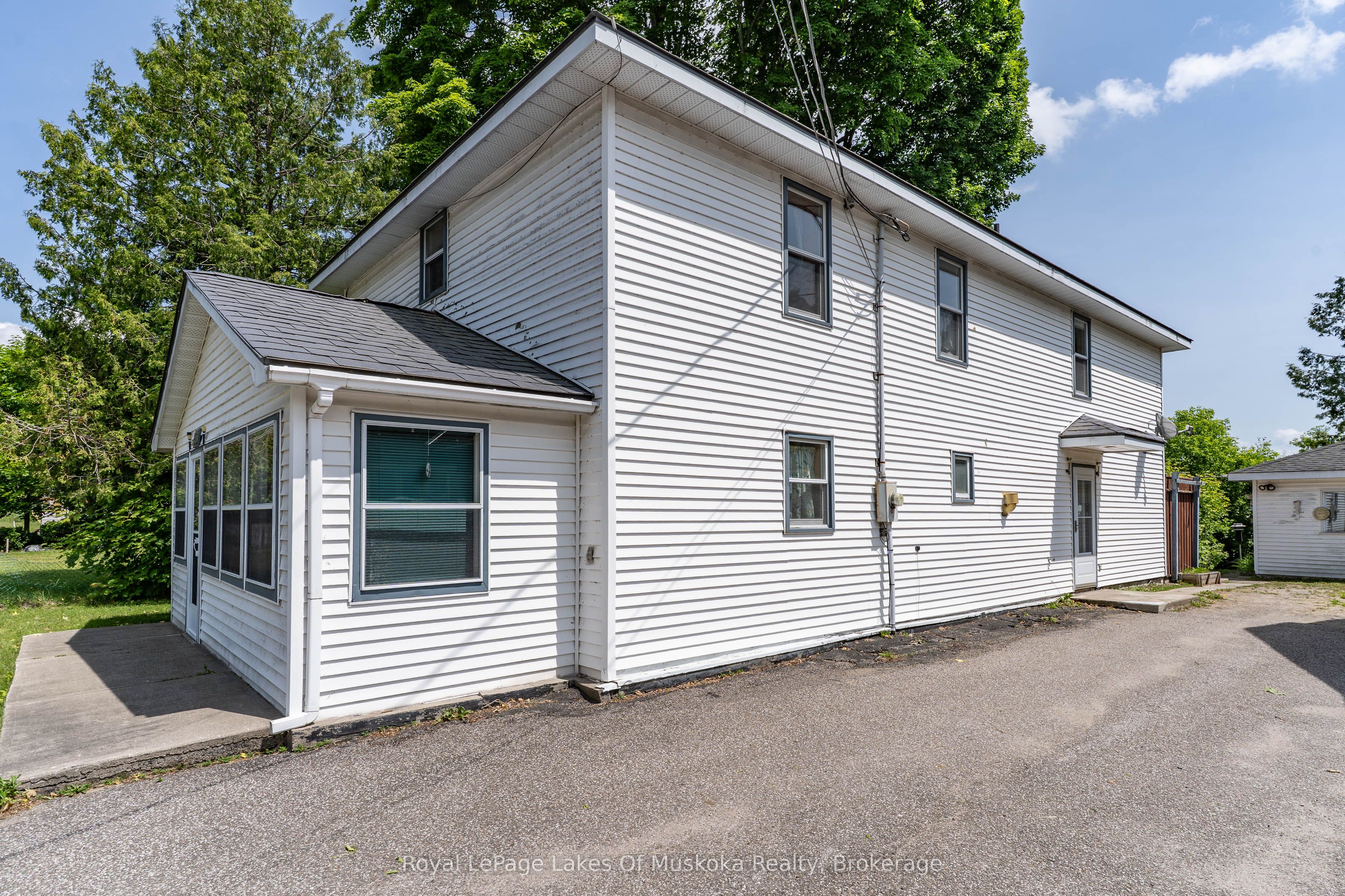 156 Dill Street Property Photo 28
