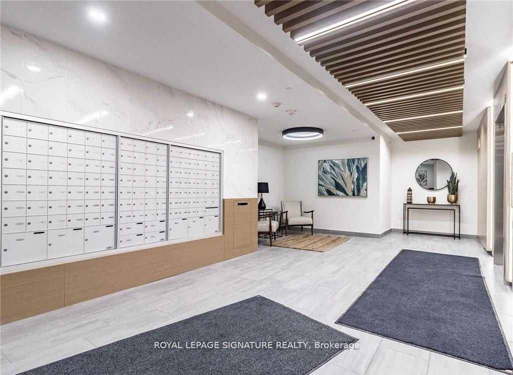 104 Garment Street 1602 Property Photo 3