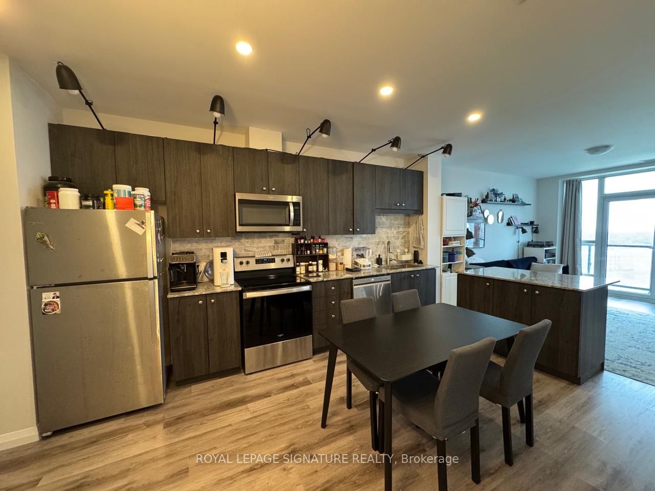 104 Garment Street 1602 Property Photo 33