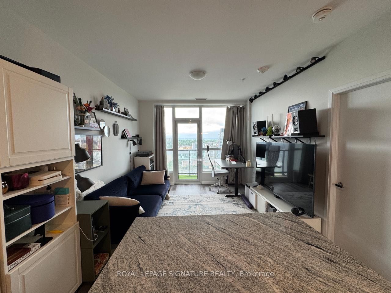 104 Garment Street 1602 Property Photo 34