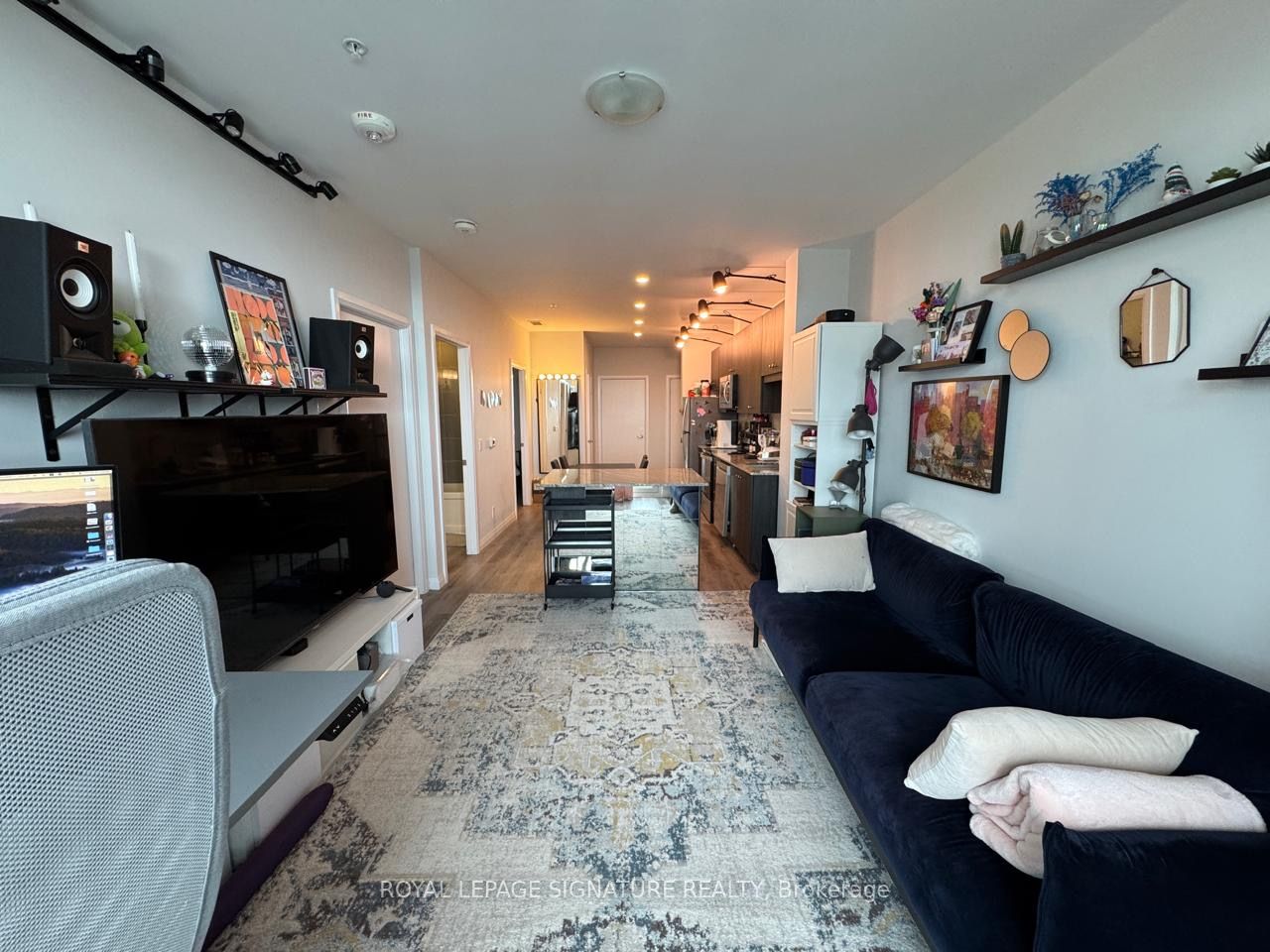 104 Garment Street 1602 Property Photo 35