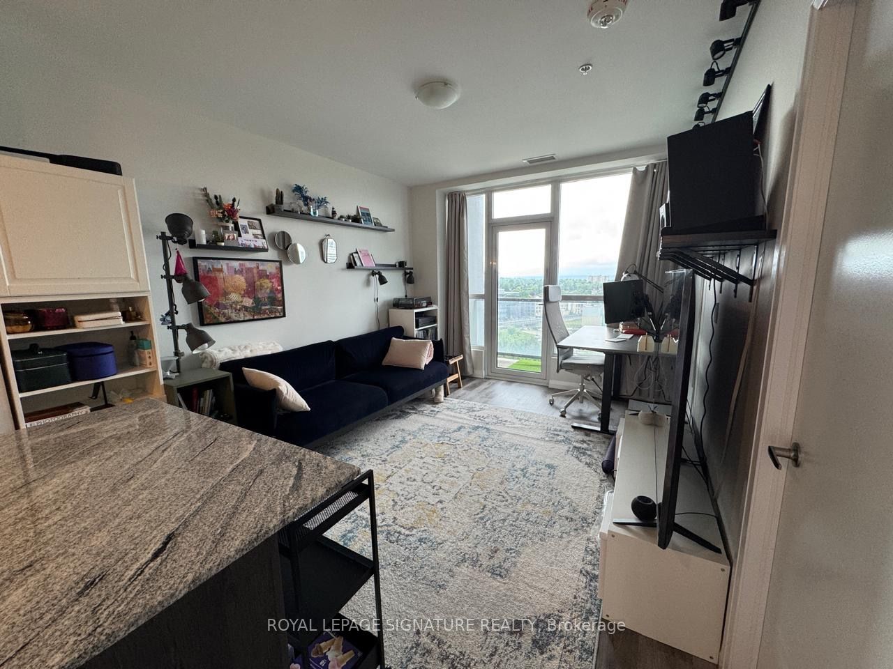 104 Garment Street 1602 Property Photo 36