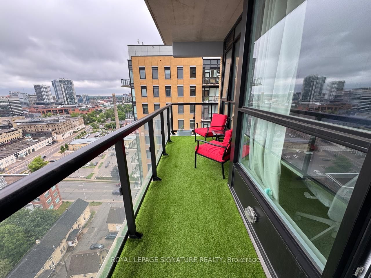 104 Garment Street 1602 Property Photo 45