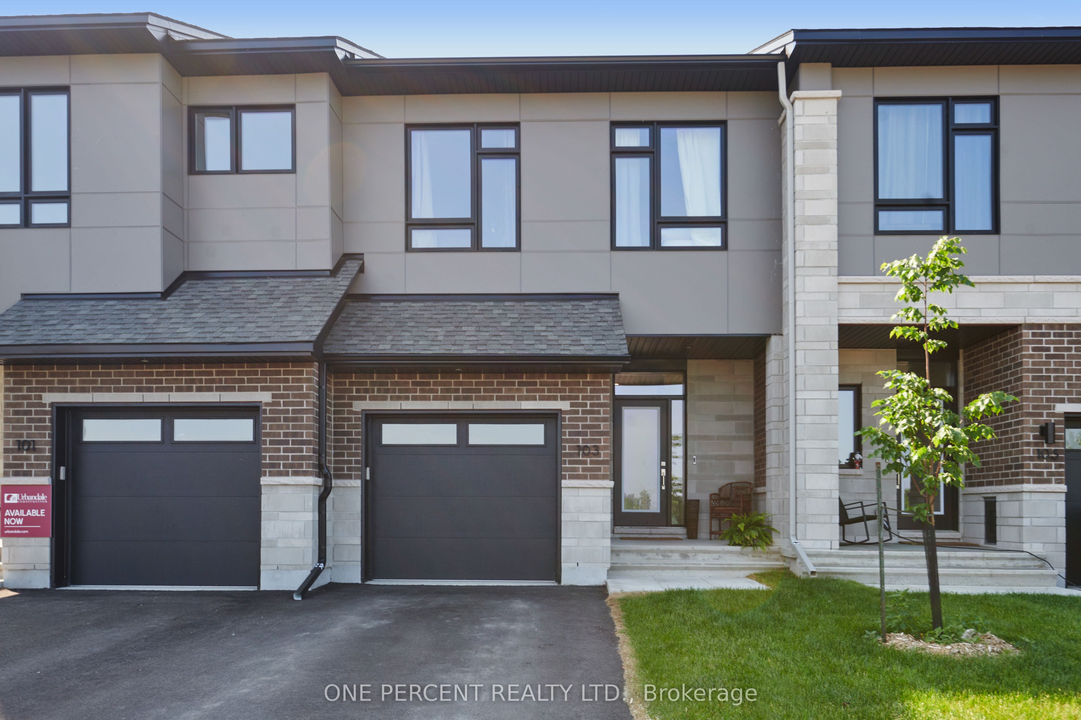 103 Bristol Cres Property Photo 1